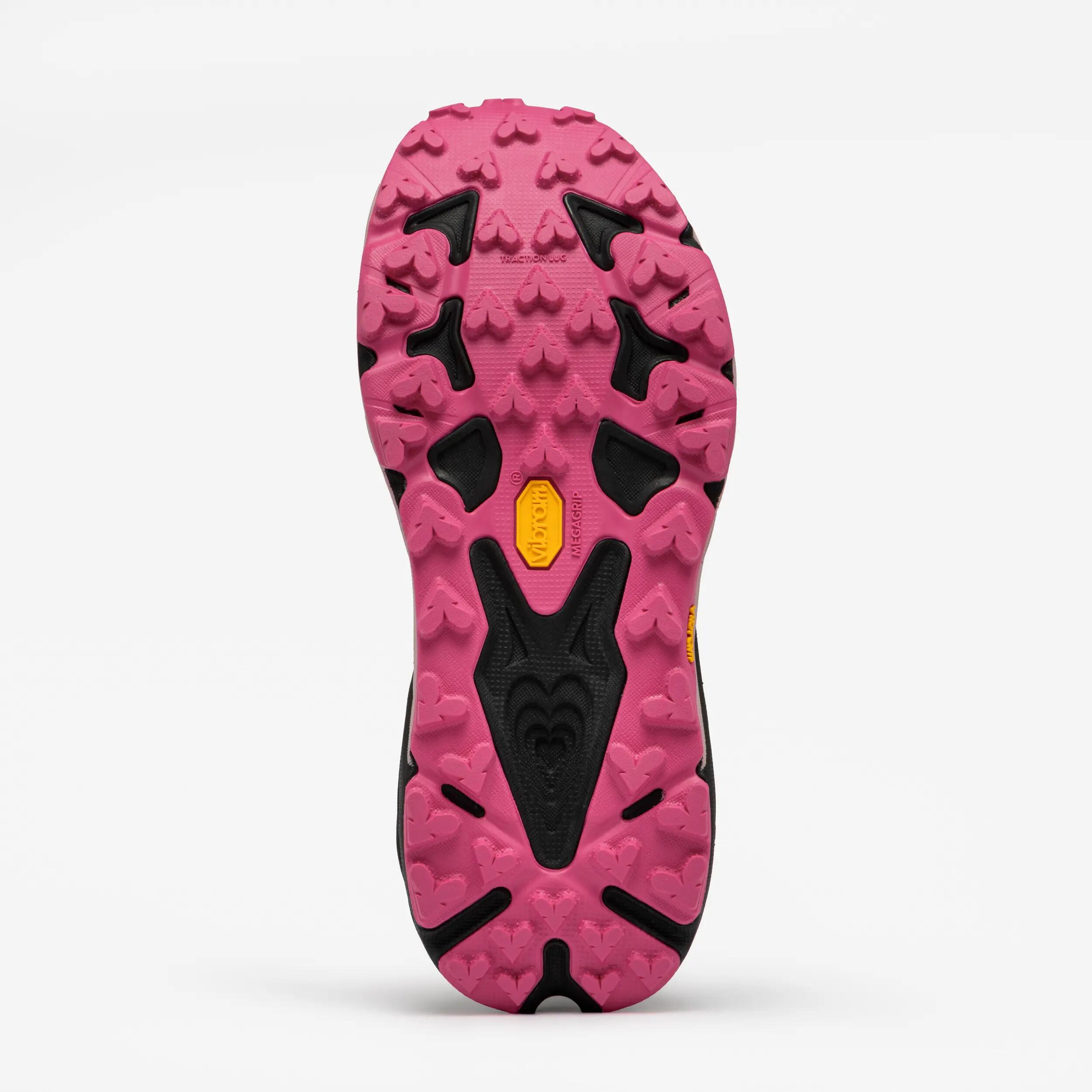 Chaussure de running femme, Hoka speedgoat 7 rose et noir 3/7