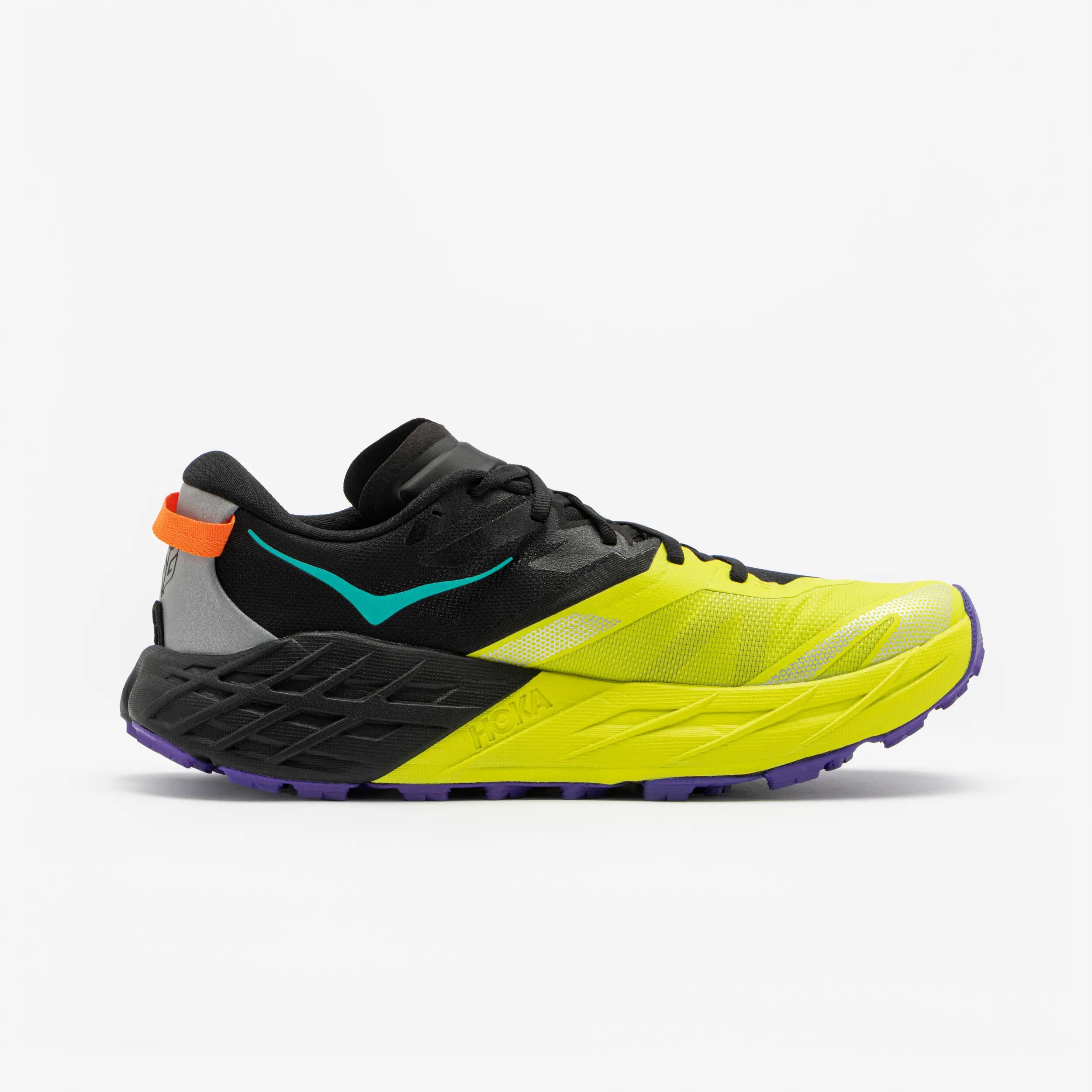 Sabatilles de trail running home Hoka Speedgoat 7 groc i negre  2/7