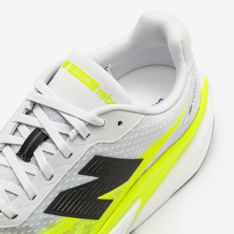 Încălțăminte de alergare, New Balance Fuelcell Rebel V5 Galben Bărbați