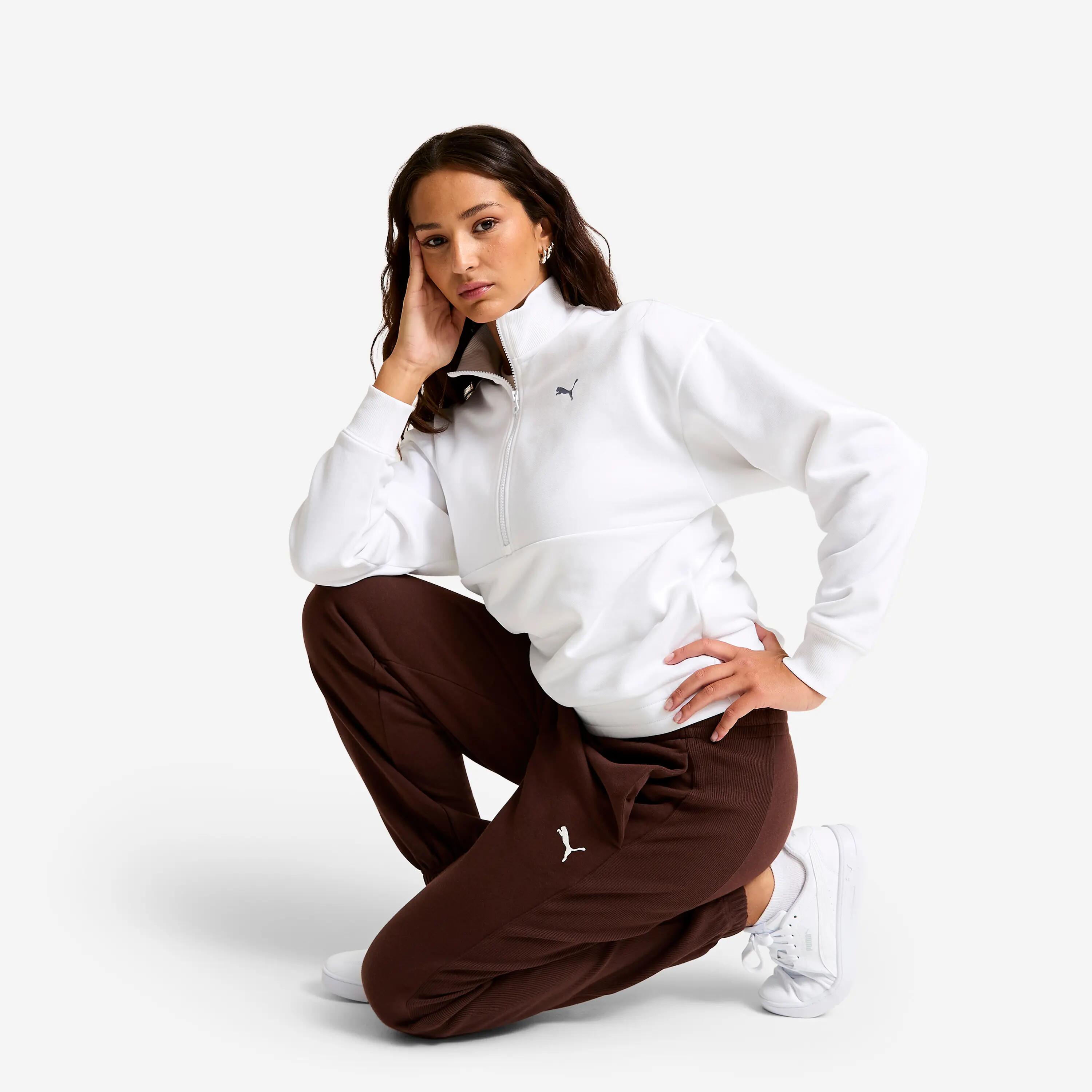 Pantaloni tuta Puma donna regular fit felpati marroni 7/7