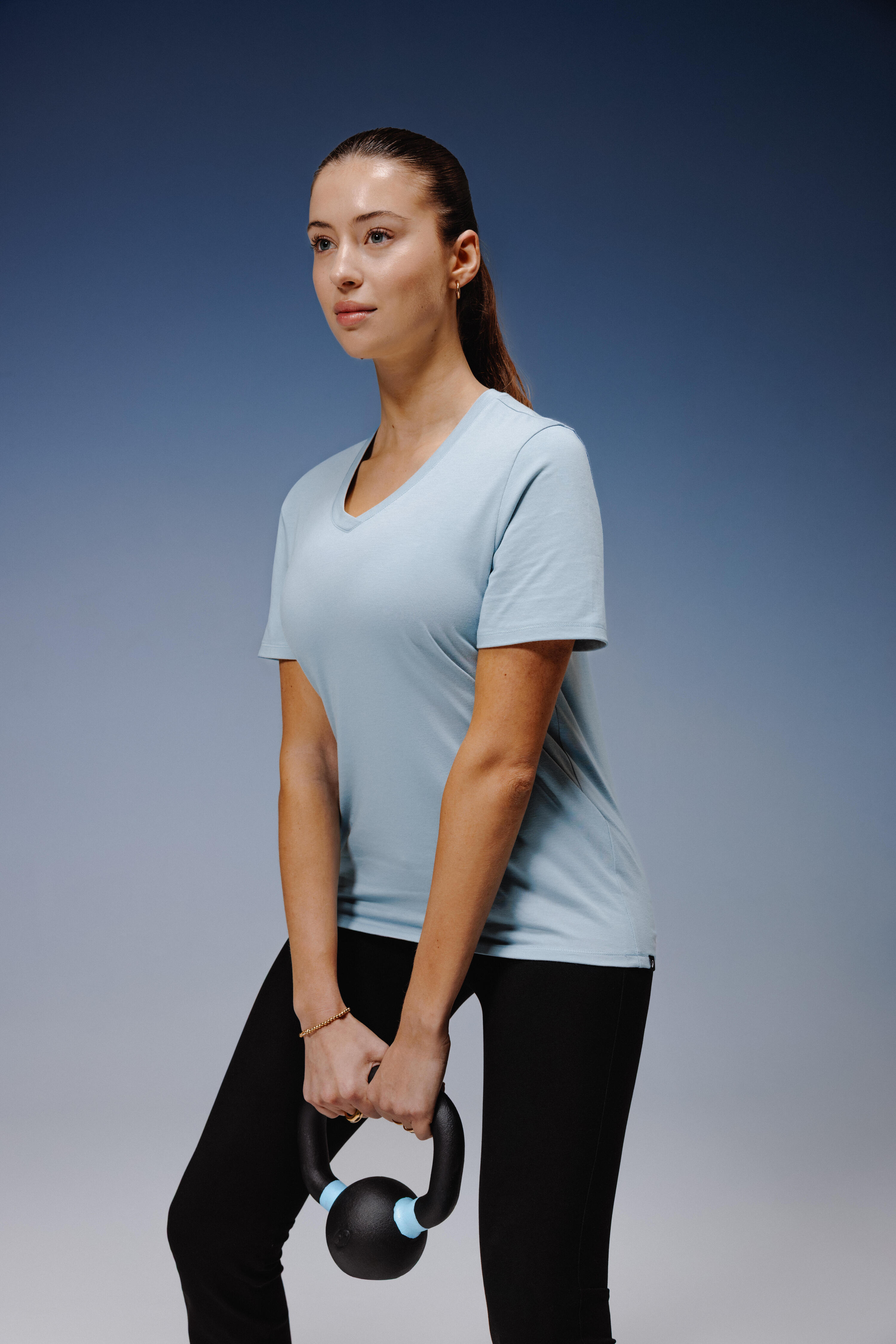Camiseta Mujer Azul Coolmax Cuello V 8/9