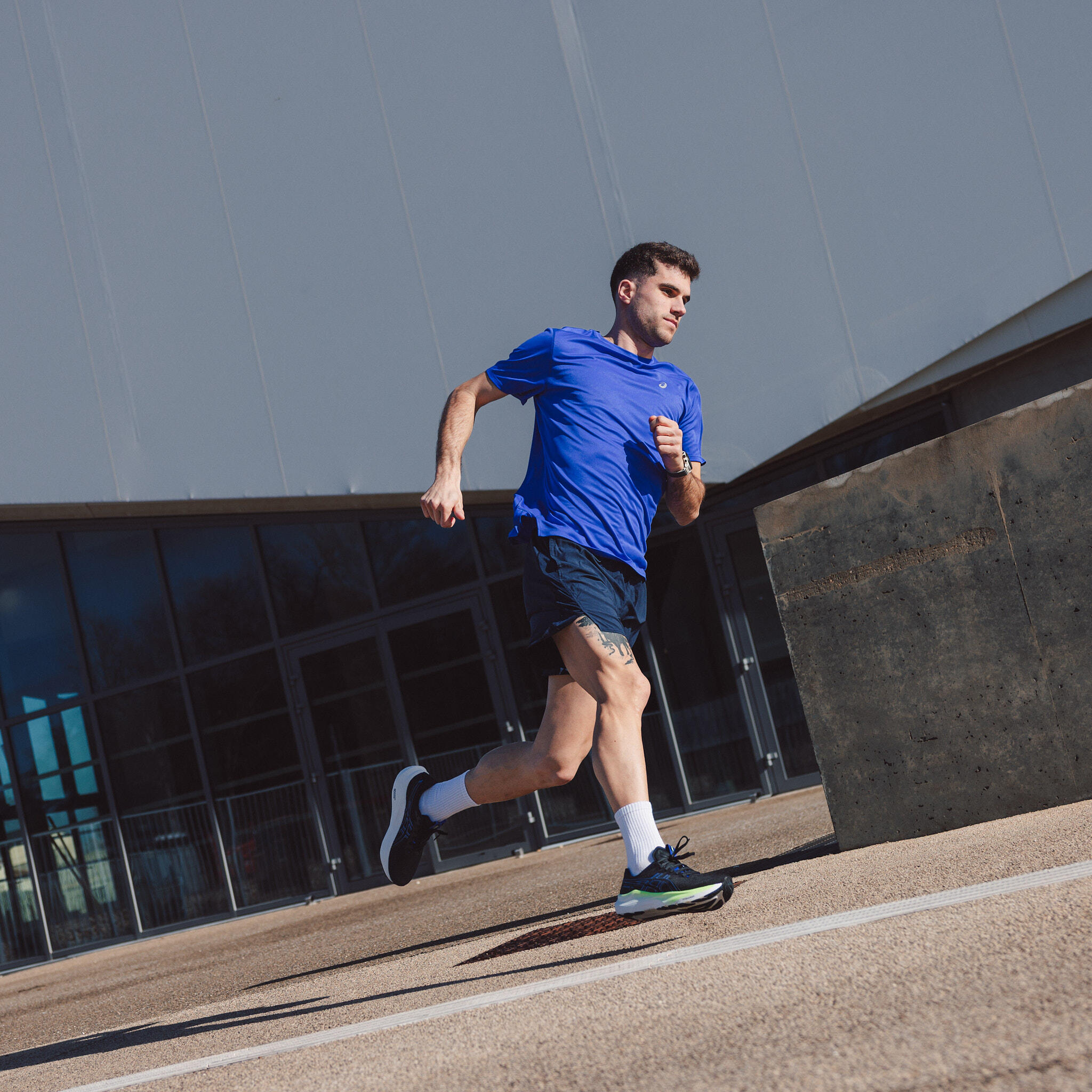 Chaussures de Running Homme, Asics GT-2000 14 noir bleu et vert 6/10