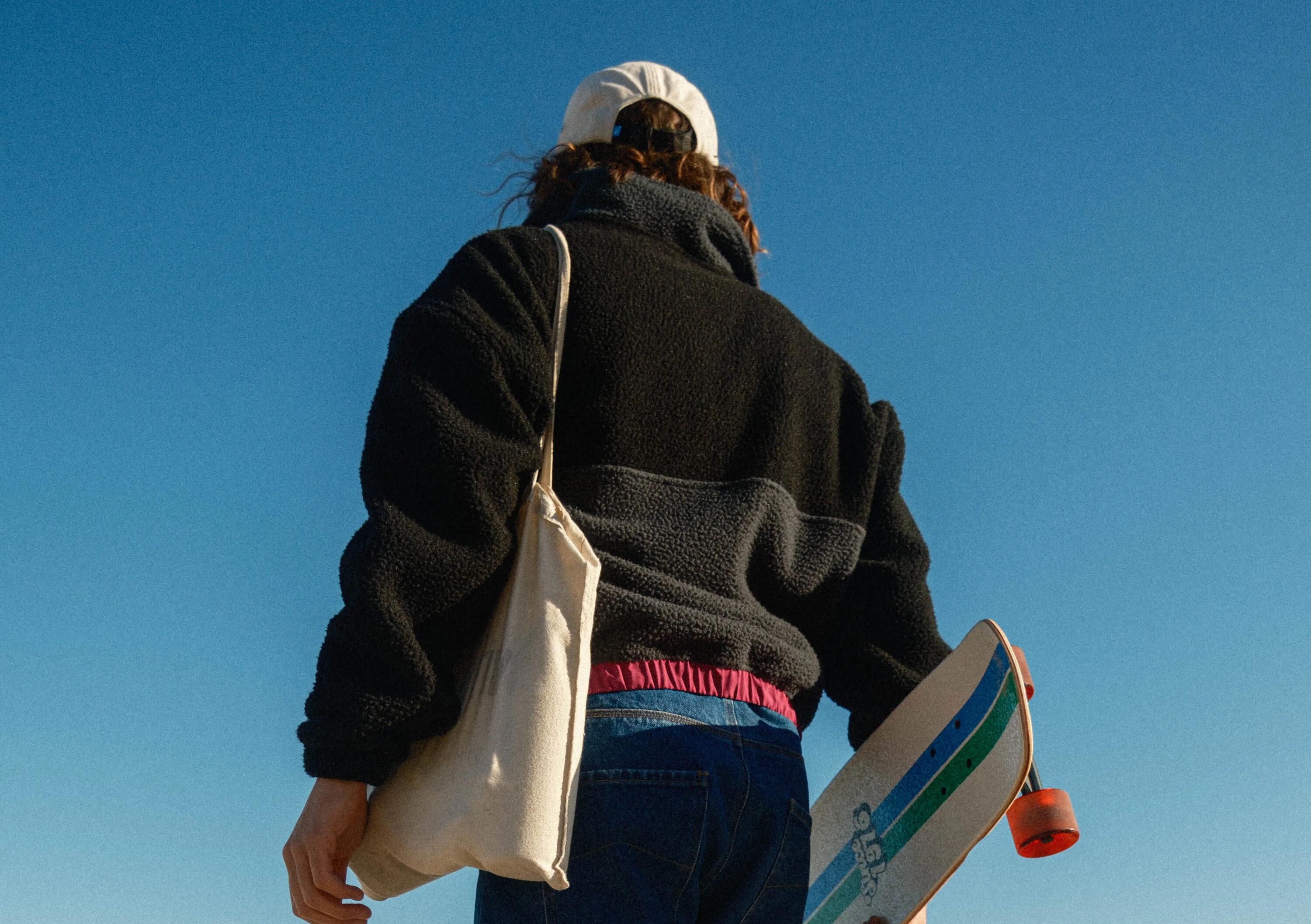 Sudadera de skate de la marca Decathlon