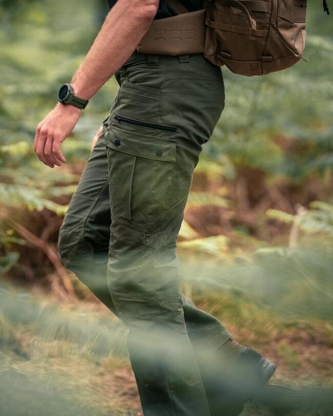The Steppe 900 trousers are your companion on your explorations. 