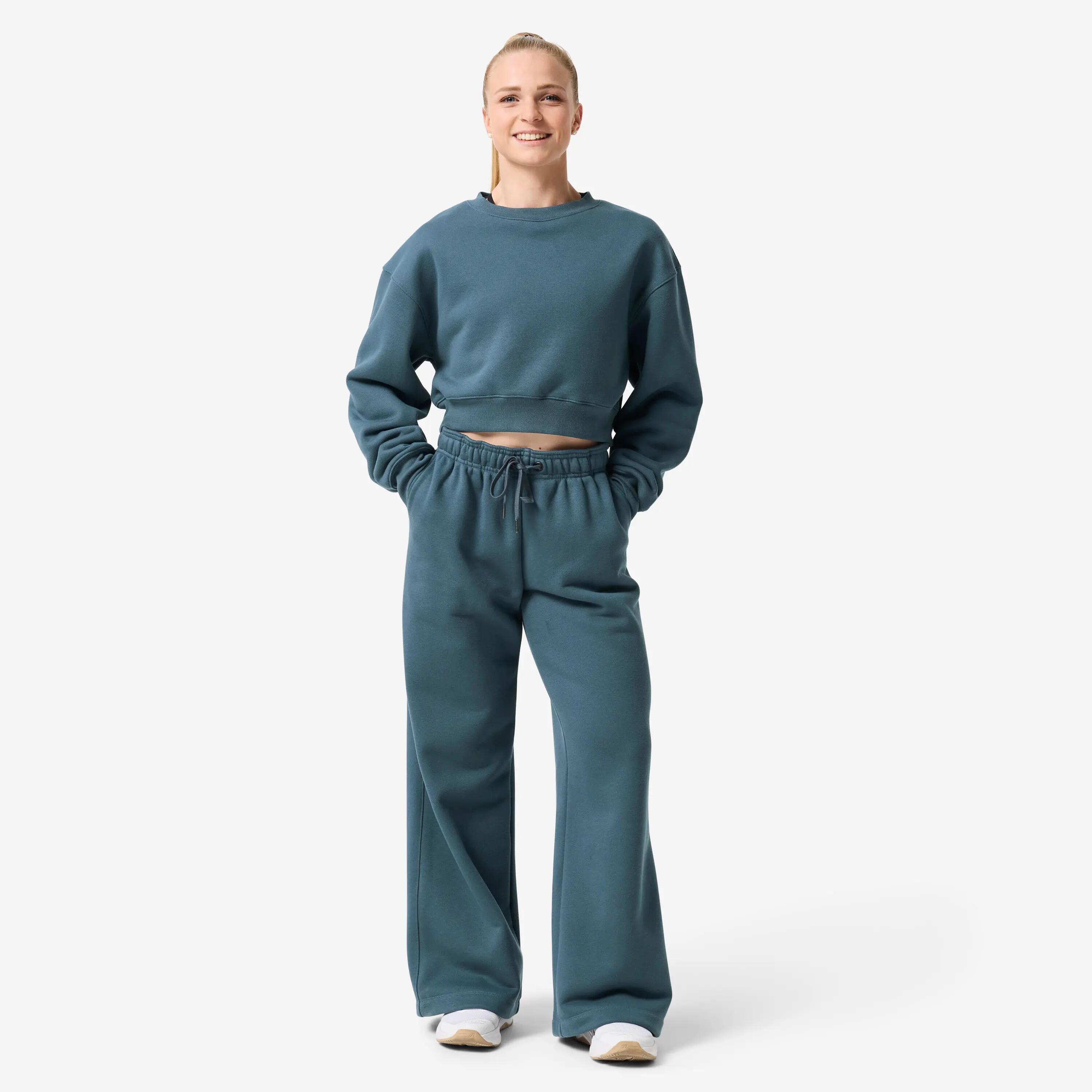Women's Cropped Fitness Sweatshirt 2/7