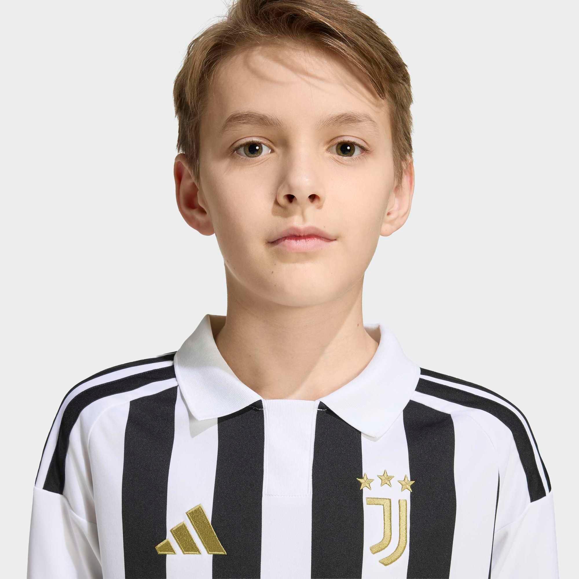 Kinder Fußball Trikot R- Juventus Turin Heim 26/27 Replika 5/8
