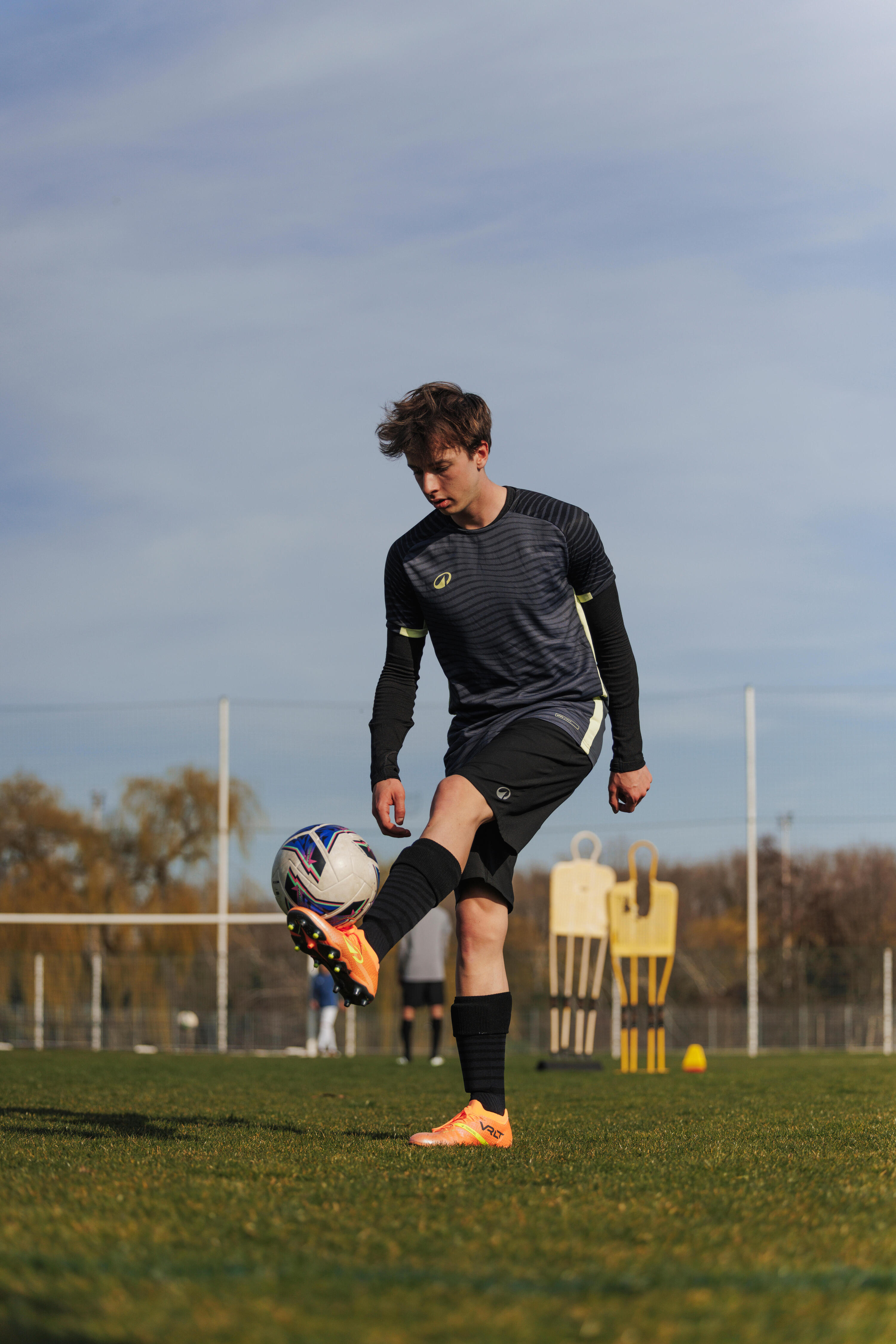 Naadloos thermoshirt met lange mouwen voor voetbal Keepdry zwart 9/14