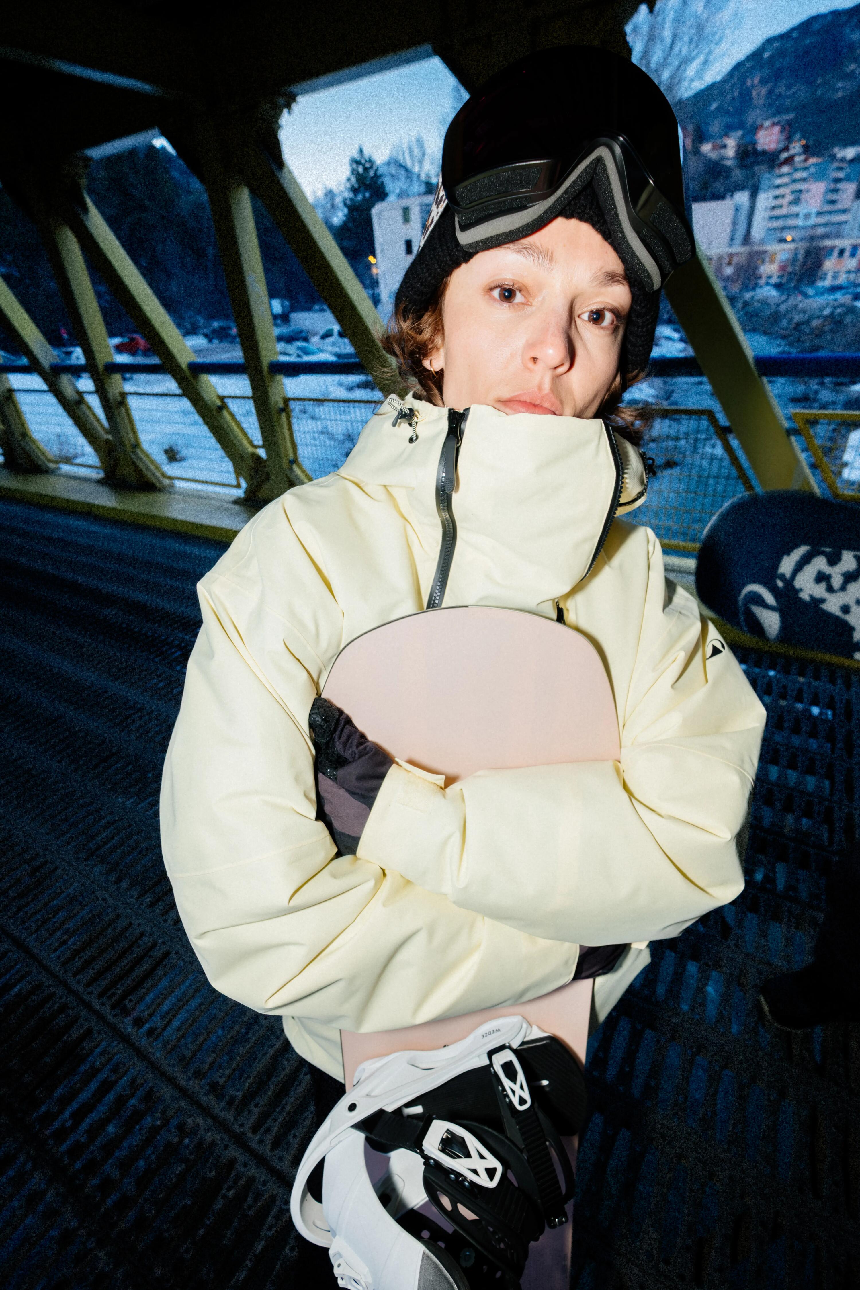 Jaqueta oversize d'esquí i snowboard dona ANORAK 500 groc 21/30