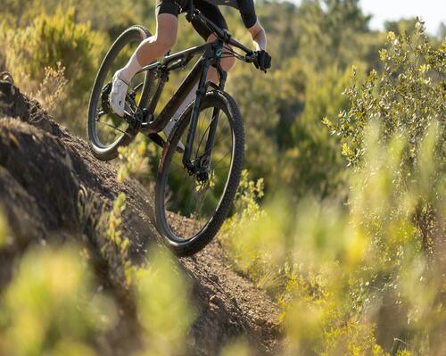 CINQUE CONSIGLI PER INIZIARE BENE AD USARE LA MTB | DECATHLON