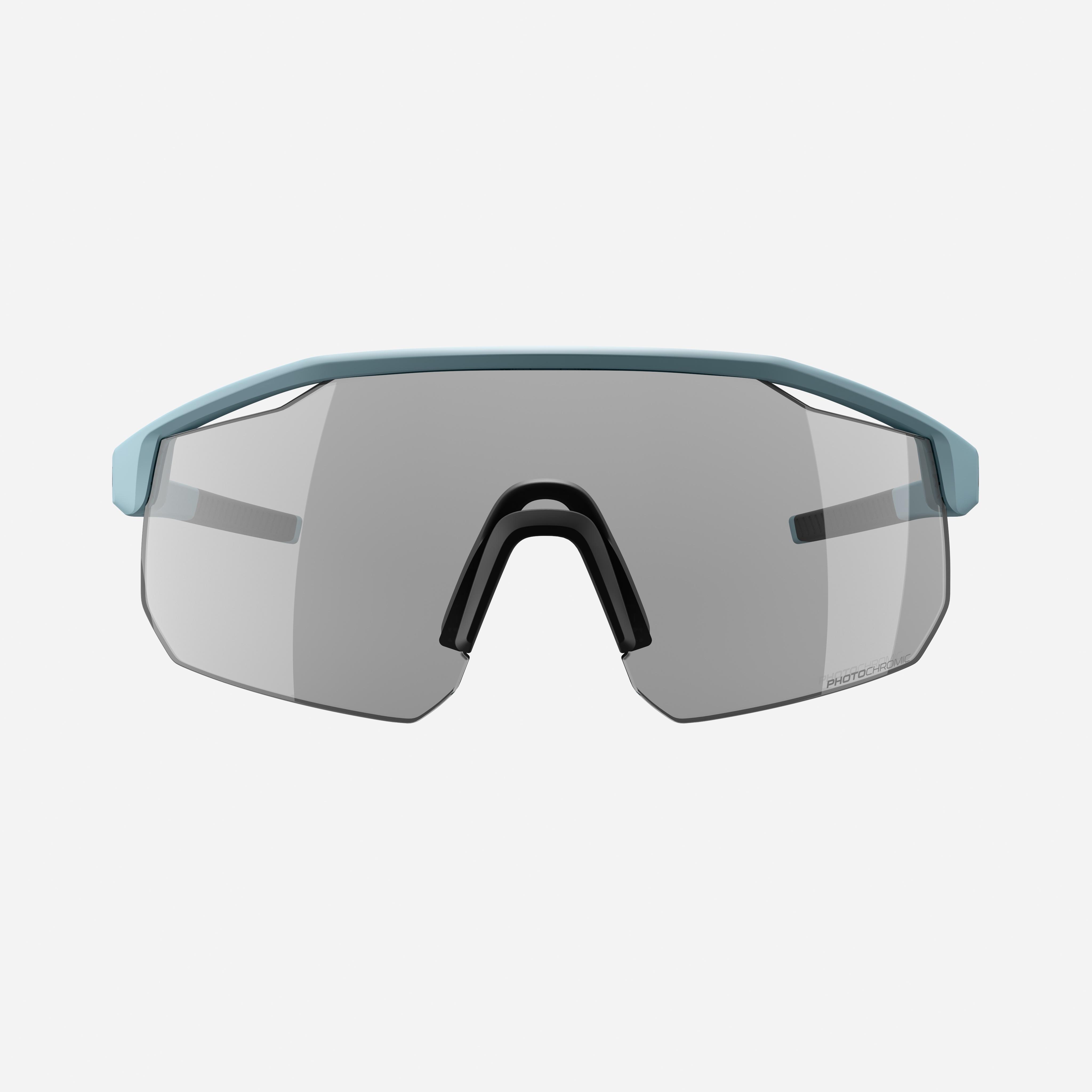 DECATHLON Cyklistické okuliare Perf 500 Light fotochromatické modré bez · záber 4