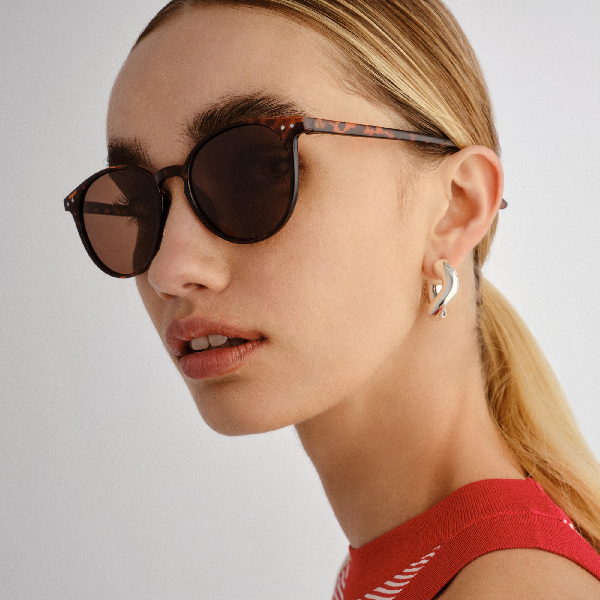 Solarized Classic Round Dark Tort - Brown Mono Polarized