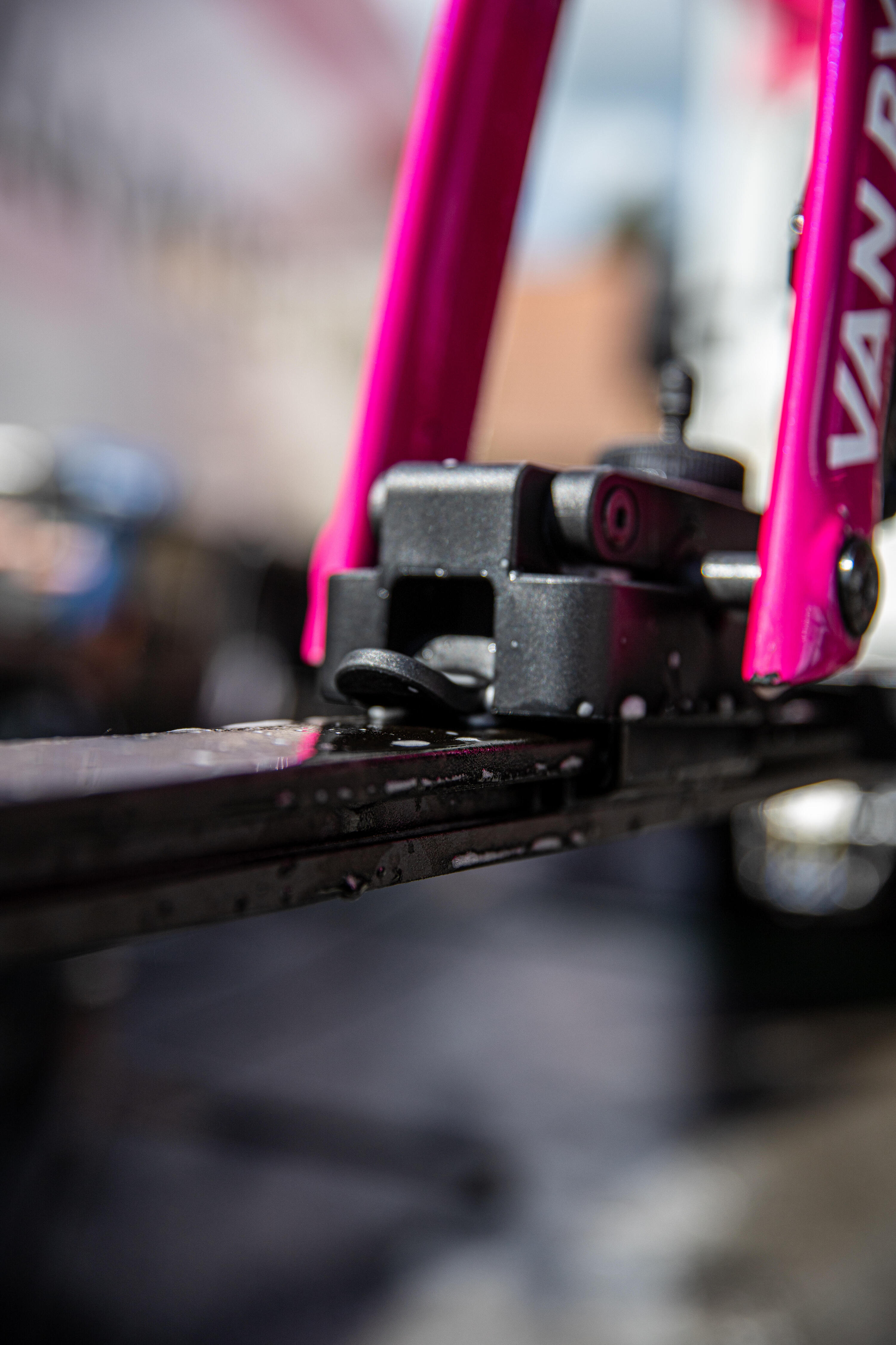 Pied d'atelier vélo pro 360° 18/22