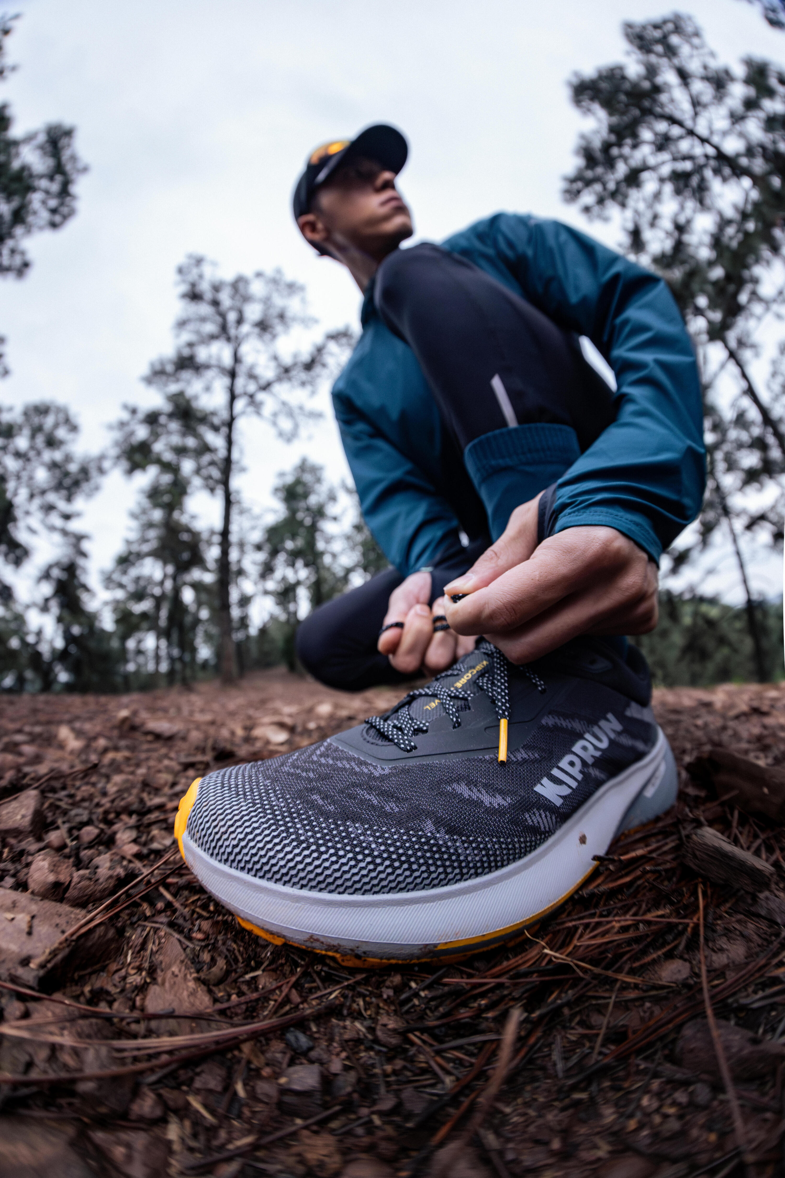 Scarpe running uomo KIPCORE GRAVEL nero-grigio 13/17