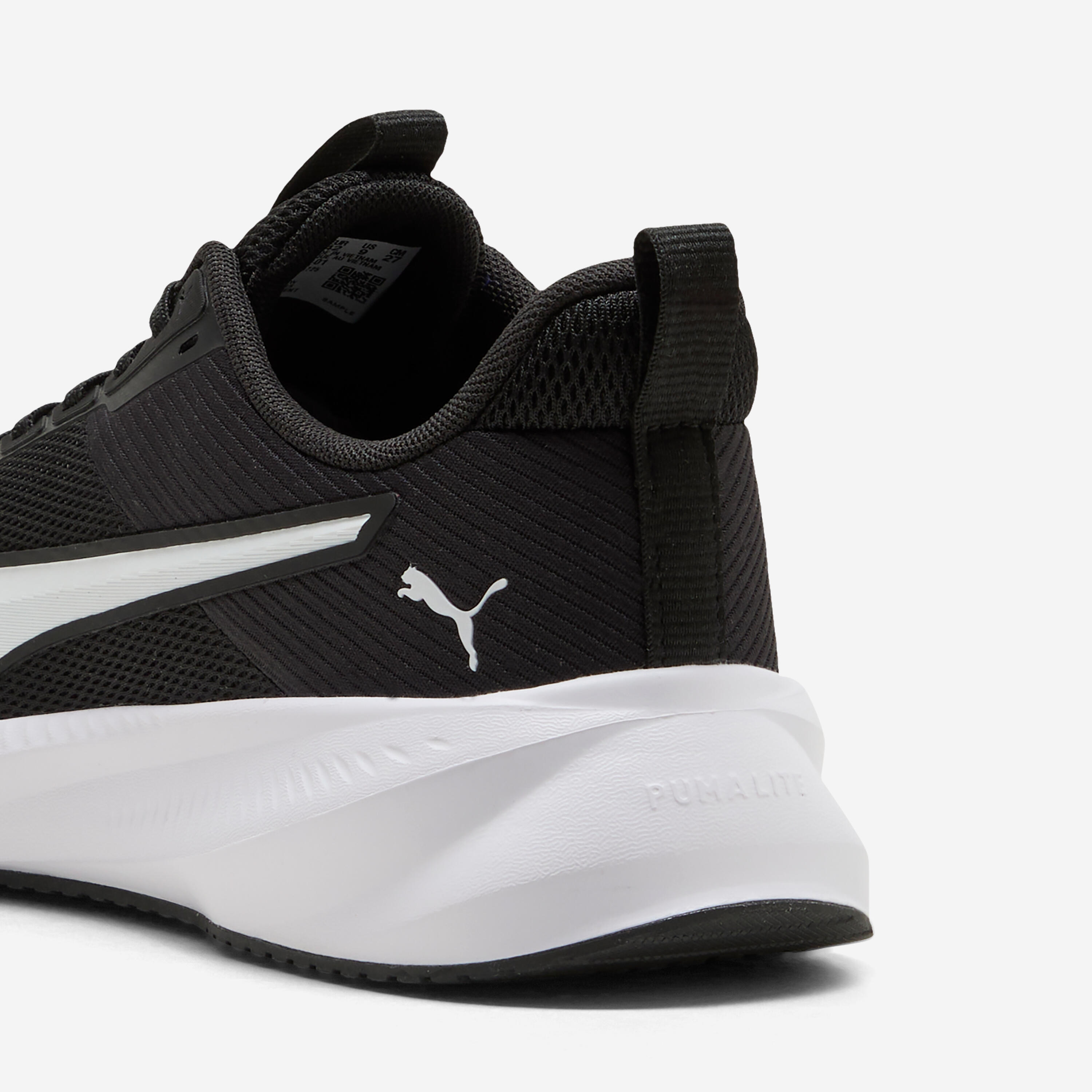 Puma Flyer Lite 4 trainers, men's, black and white 4/4