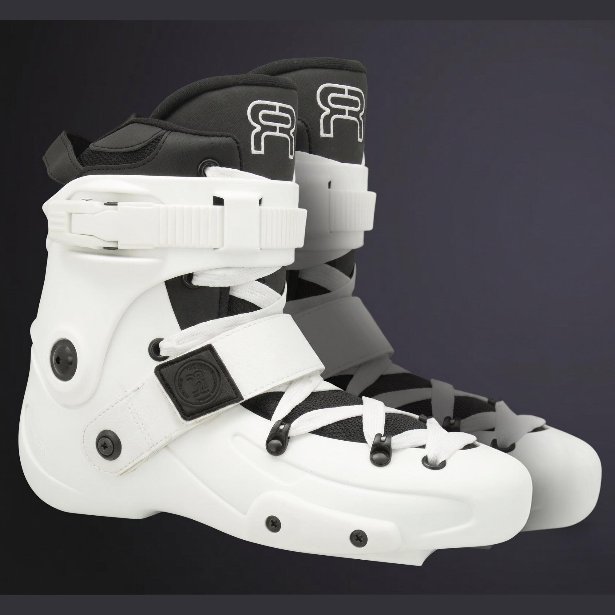 BOOTS UFR ATMOSGEAR CHAUSSURE BLANCHE PREMIUM ET CONFORT POUR ROLLER 1/1
