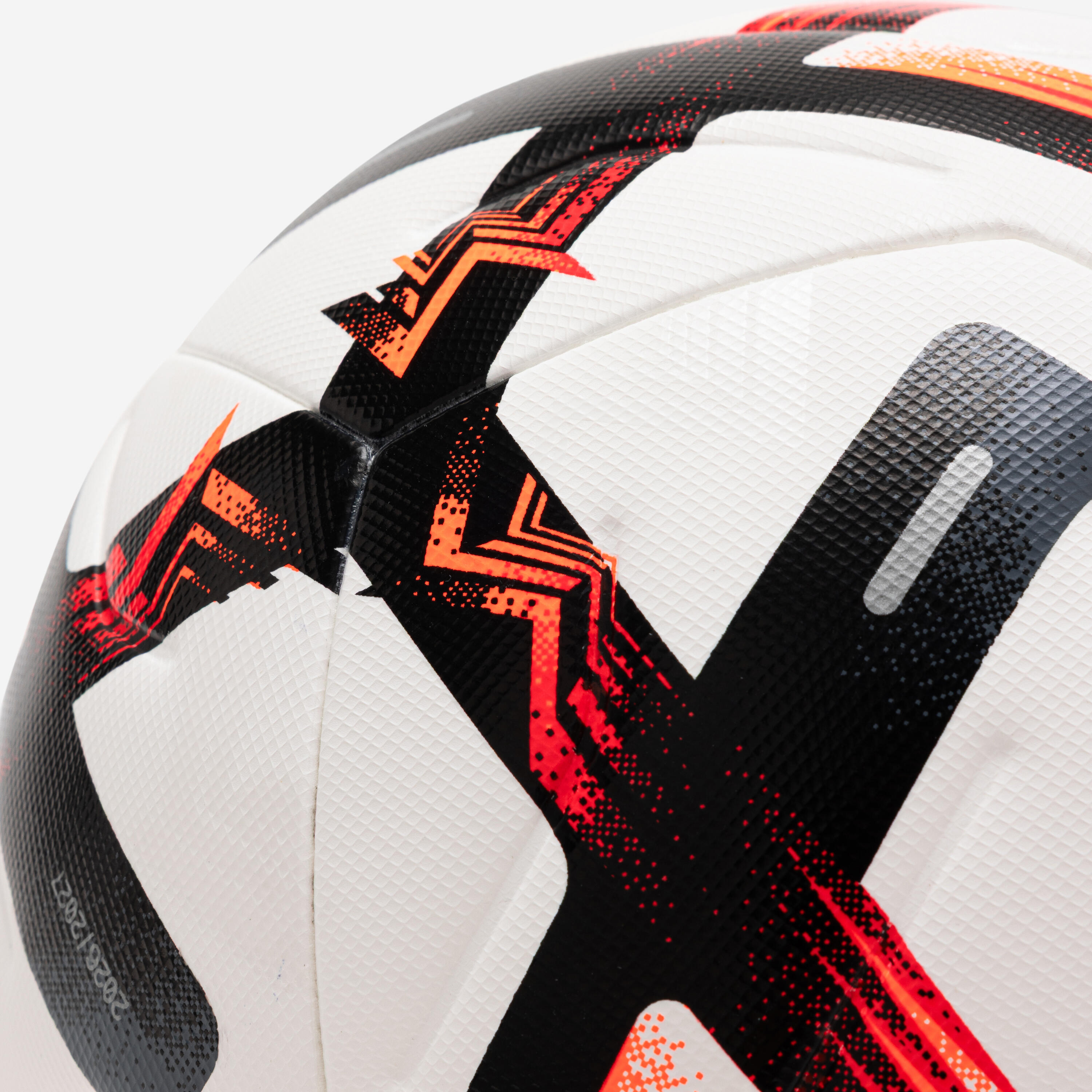 KIPSTA Replika lopty Pro Ball Európskej ligy UEFA 26/27 veľ. 5FIFA Quality Pro. 5 · záber 6