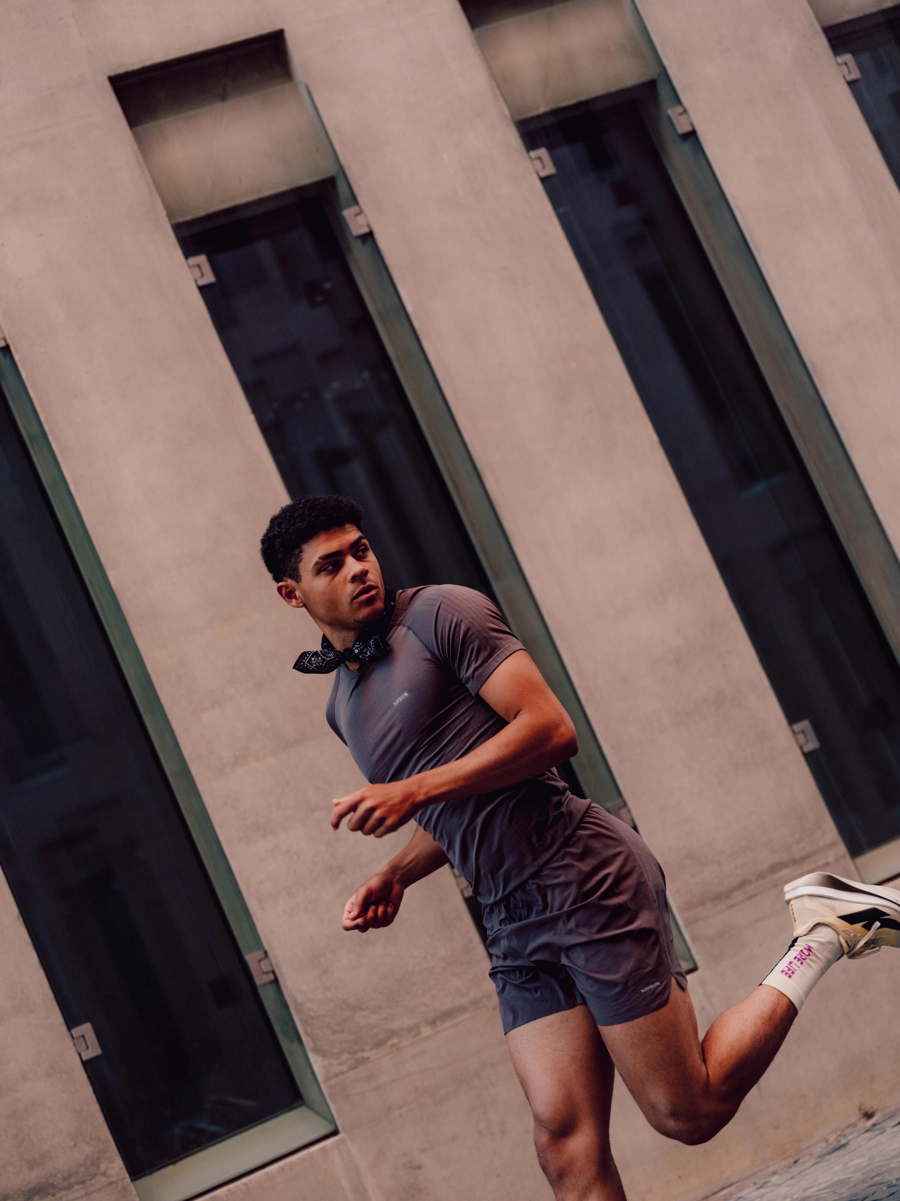 T-shirt de running confort sans couture, Kiprun 500 marron 5/13