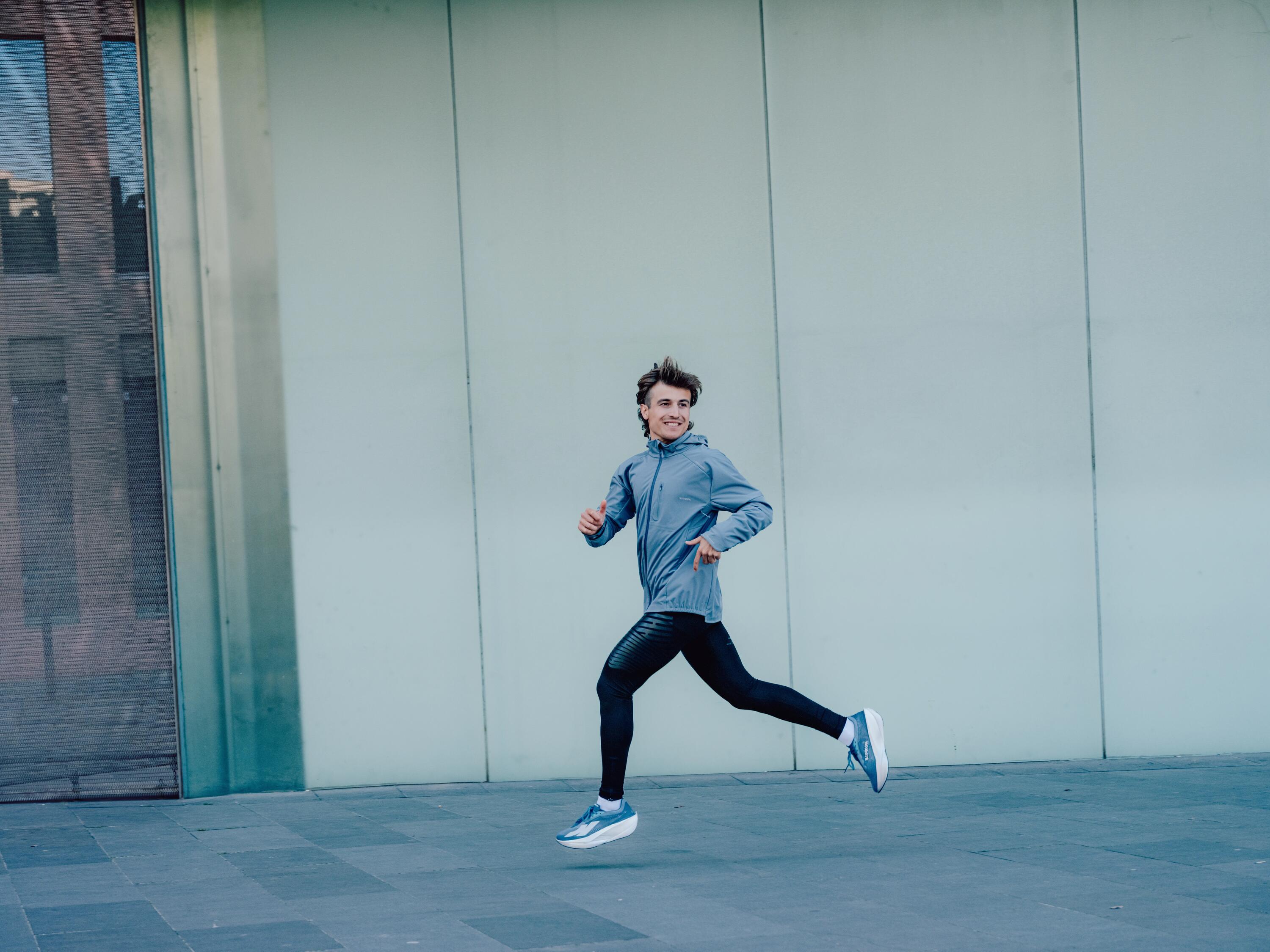 Pánská běžecká hřejivá bunda s dlouhým rukávem Run 900 Warm Regular 13/13