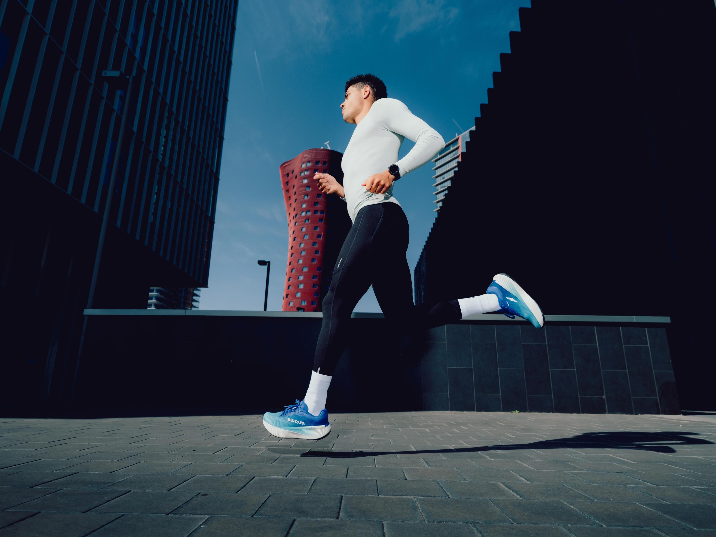 Chaussures de running route homme, Kiprun Kipride Max Bleu 12/15