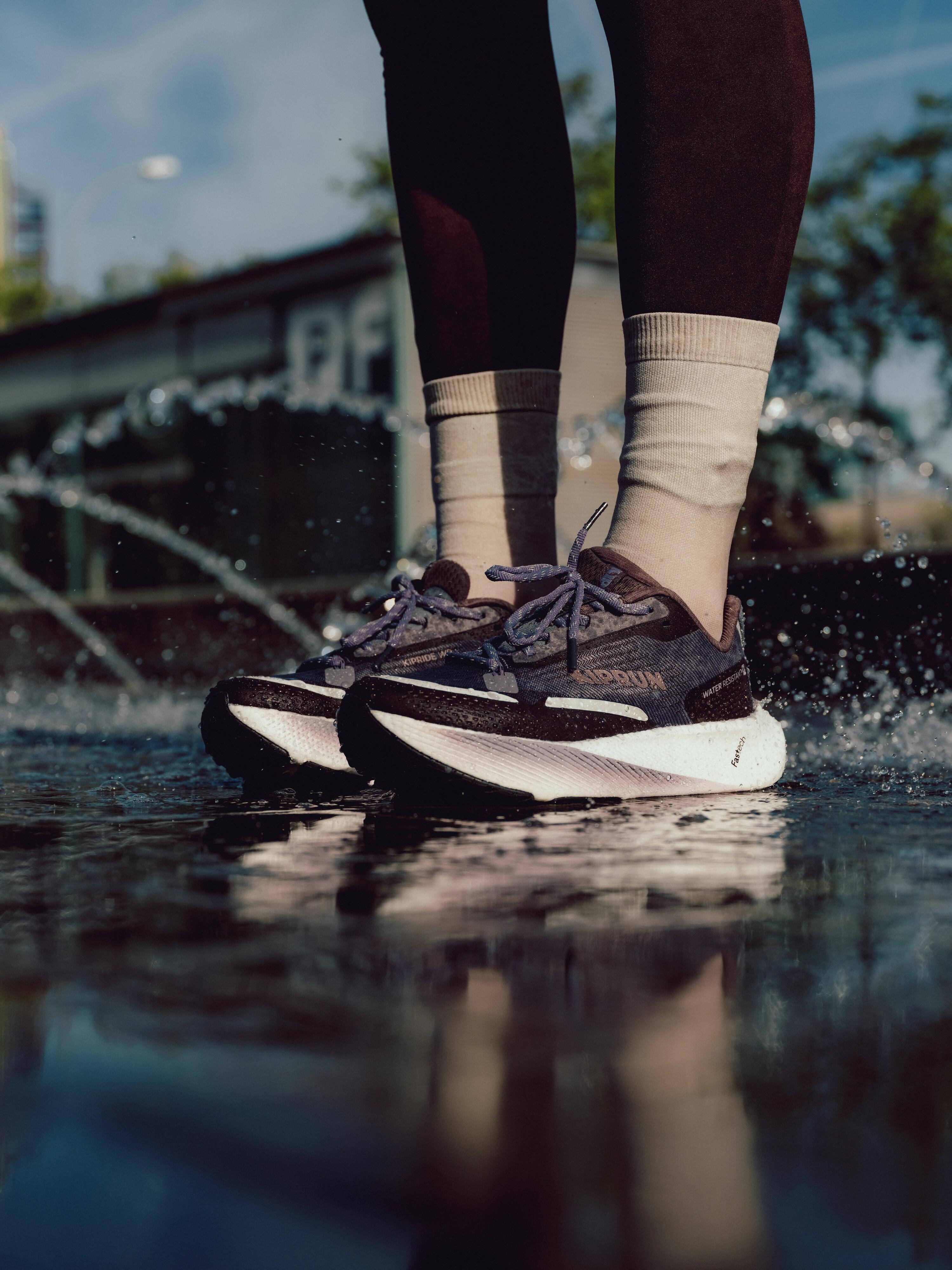 Hardloopschoenen voor dames Kipride WR waterafstotend paars 7/14