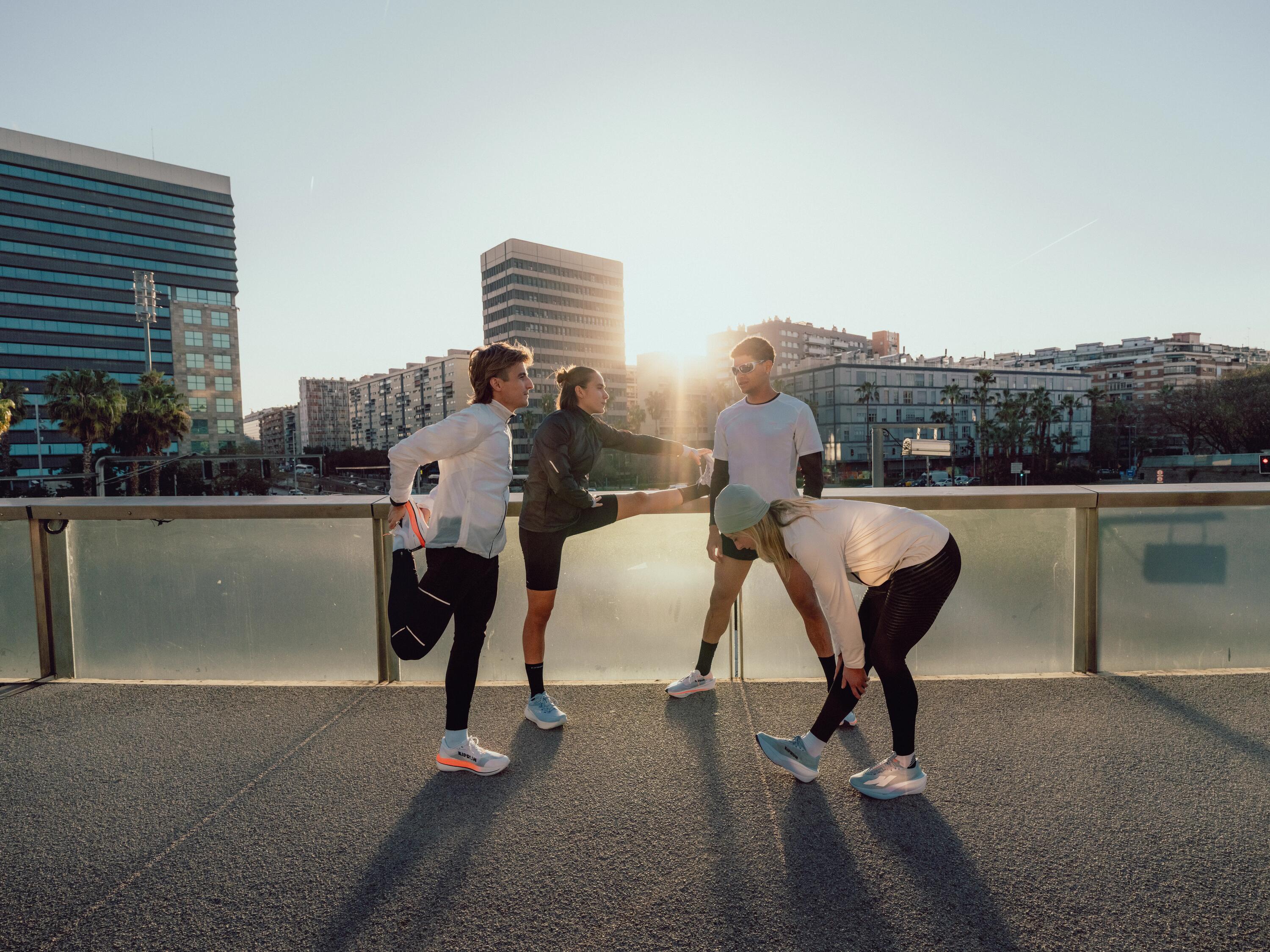 Dámská běžecká bunda hřejivá Kiprun Run 900 Warm Regul 16/16