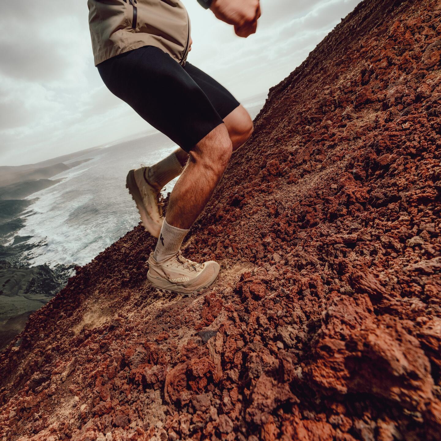 KIPRUN Trailrunningschuhe Kipclimb Max Actionshot