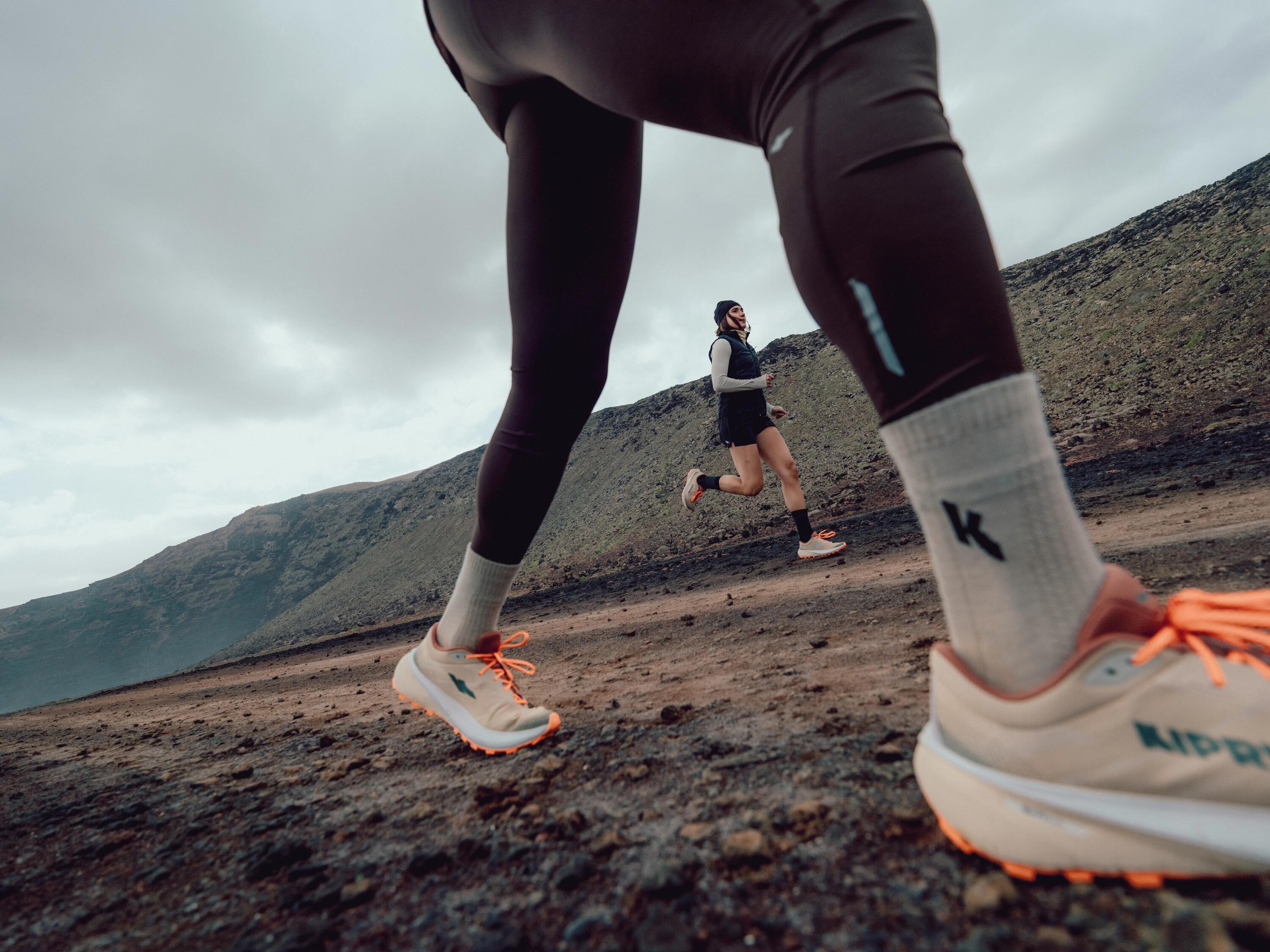 Kamizelka do biegania damska Kiprun 500 Run Warm ocieplana 12/15