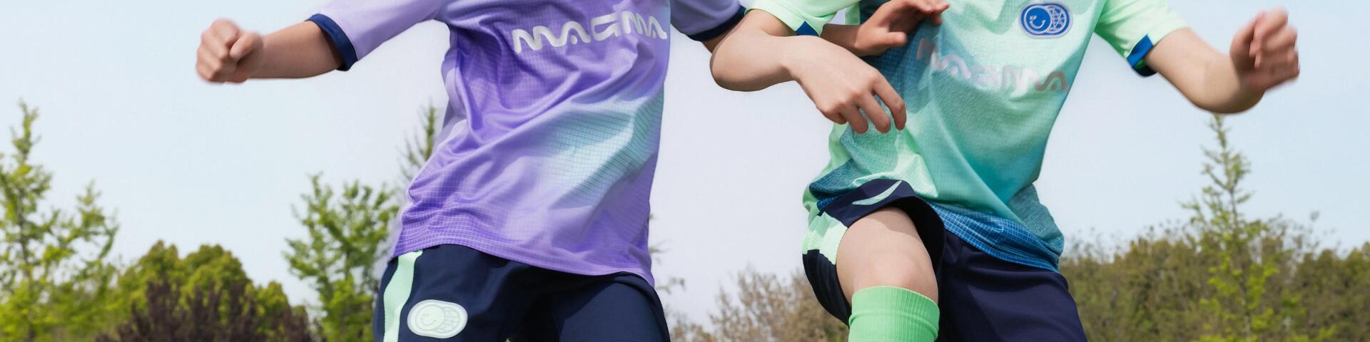 Lavorare sulla condotta di palla in casa con i bambini