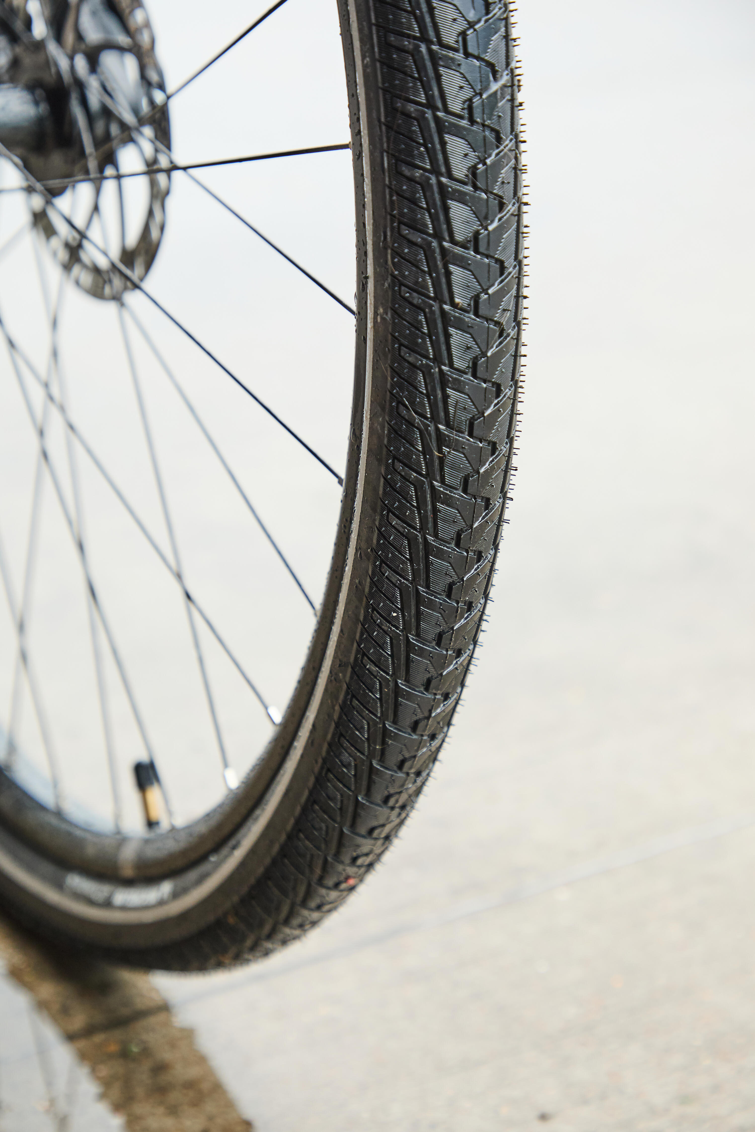 Opona do roweru miejskiego Michelin City Touring 700x35 9/16