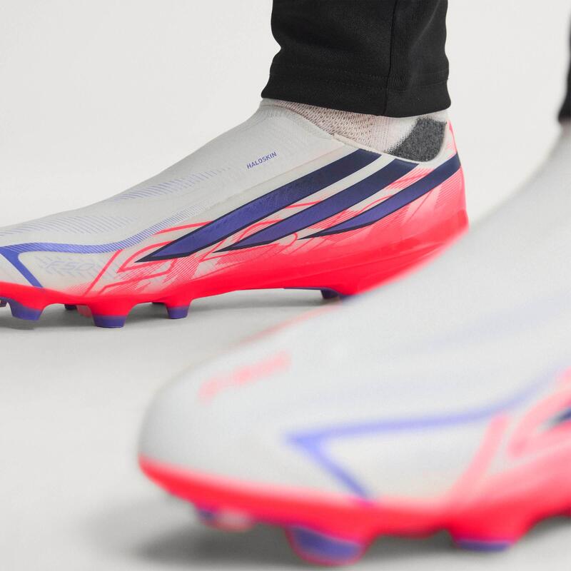Încălțăminte adidas F50 Hyperfast League fără șireturi FG/MG alb mov Adulți