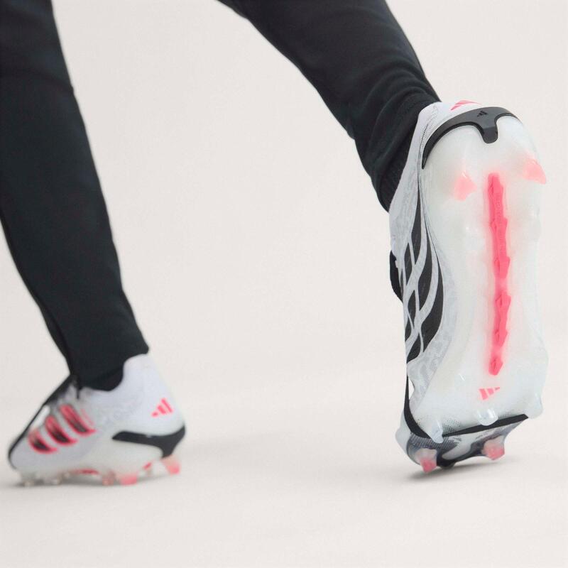 Felnőtt futballcipő - Predator Pro FG