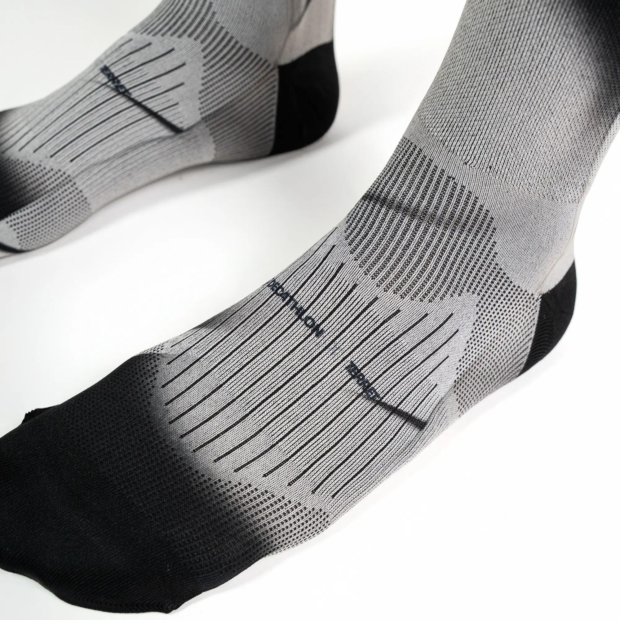 Medias de running con compresión Unisex Terret la capital Run - Negro 2/3