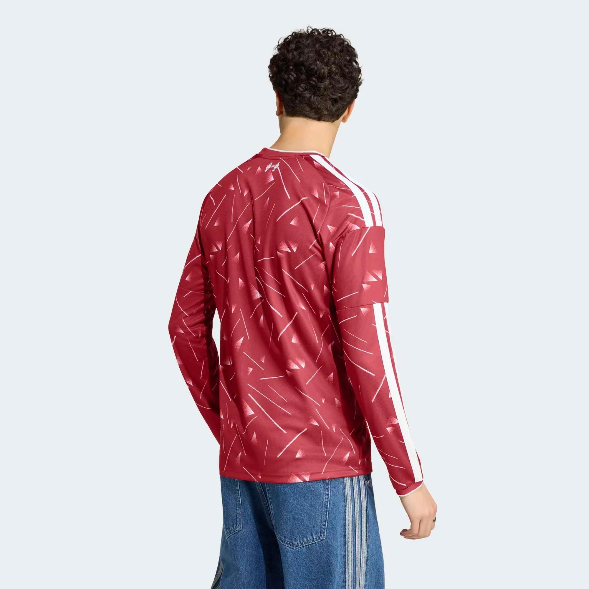 Adult long sleeve home shirt – Liverpool FC 26/27 season red 5/8