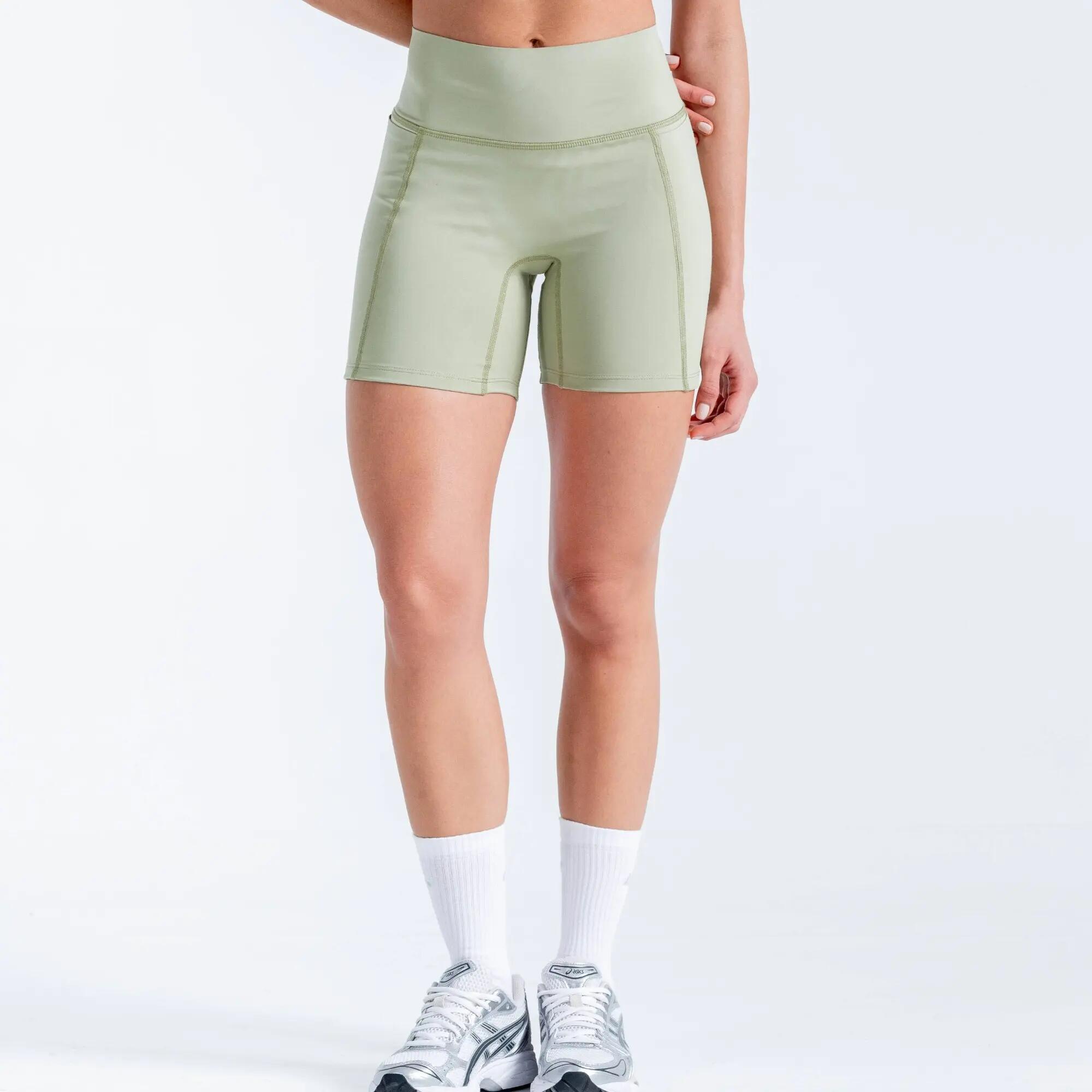 Pantalón corto de entrenamiento con corte ajustado y tela de alta elasticidad  3/7