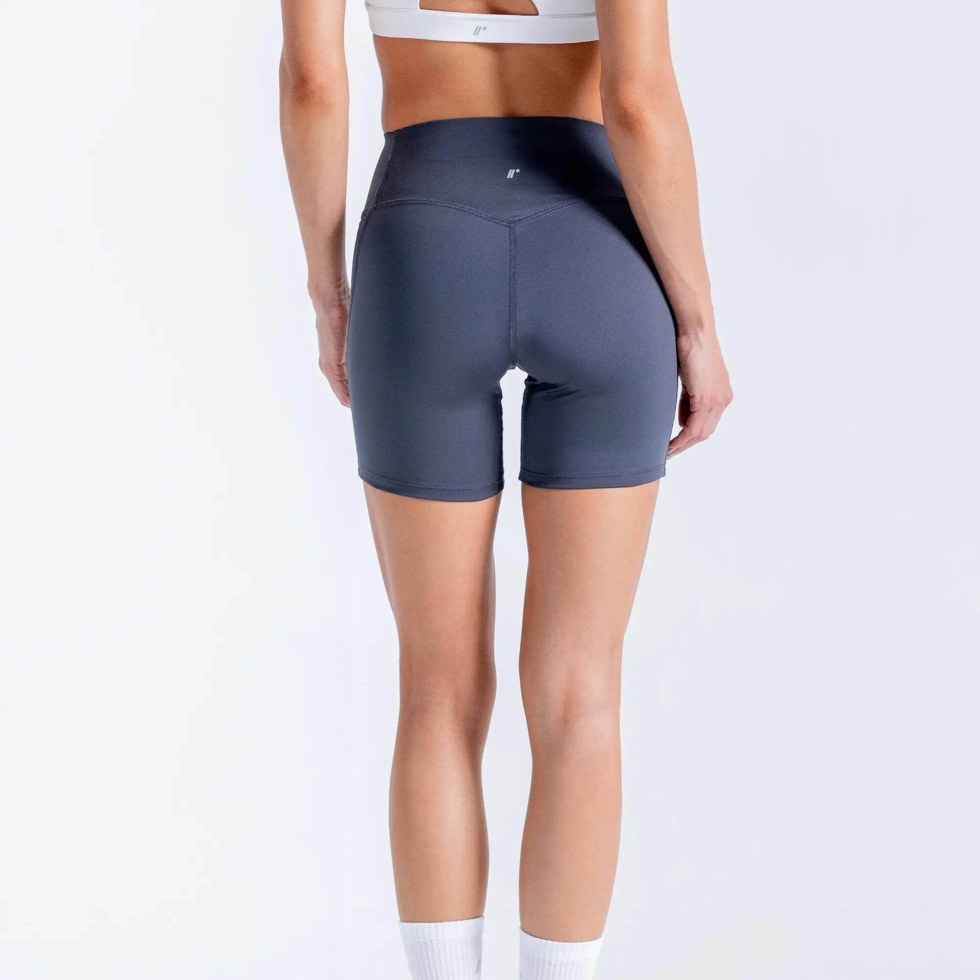 Pantalón corto de entrenamiento con corte ajustado y tela muy elástica  5/7