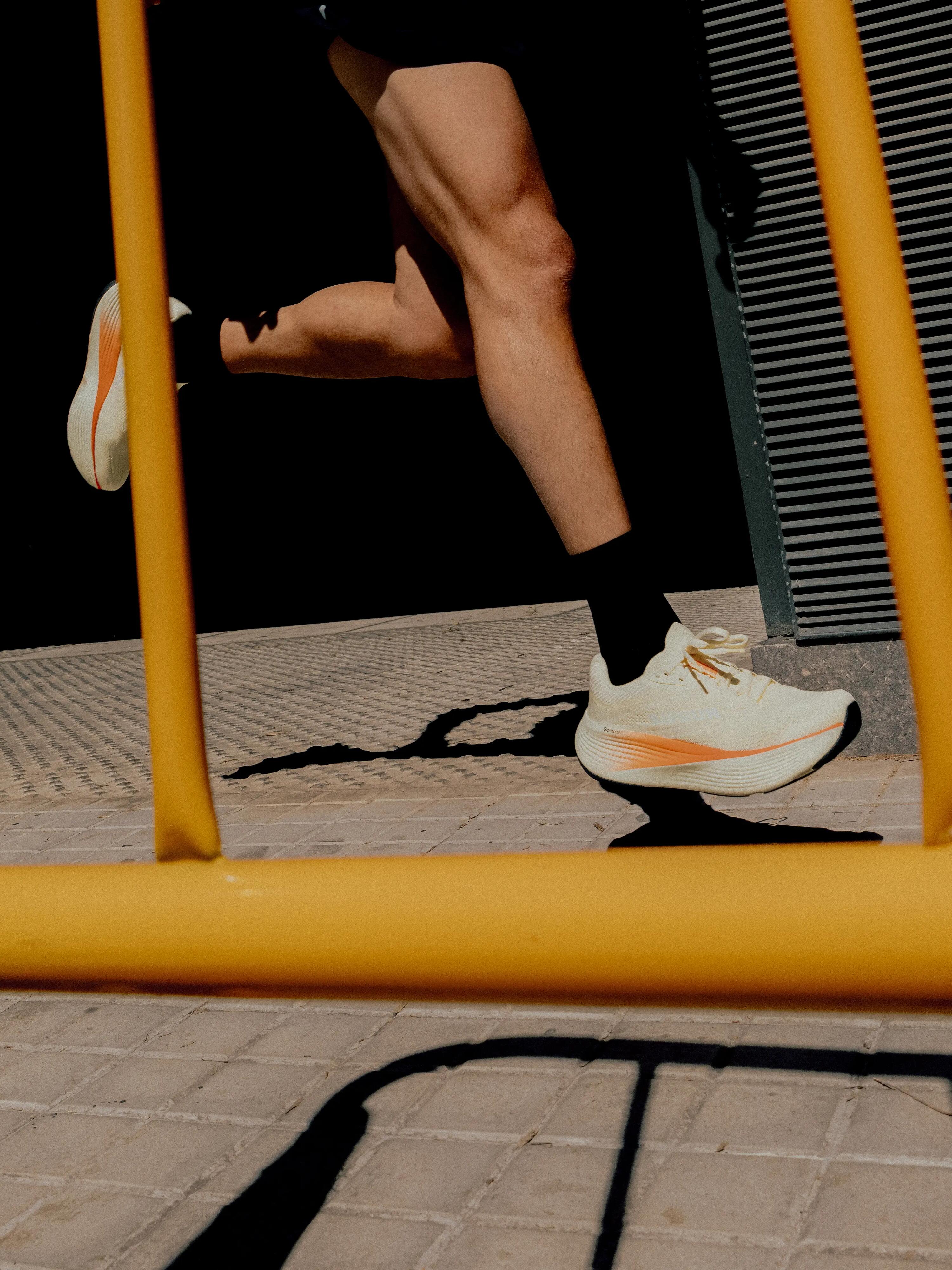 Sapatilhas de Corrida de Estrada Homem Kipride Max Amarelo/Laranja 7/13