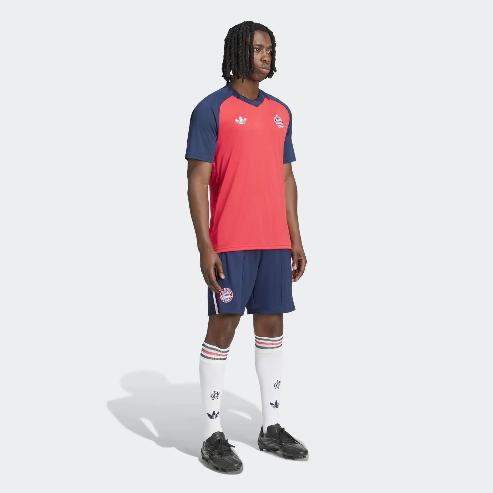 Koszulka piłkarska treningowa ADIDAS Bayern Monachium 26/27 3/8