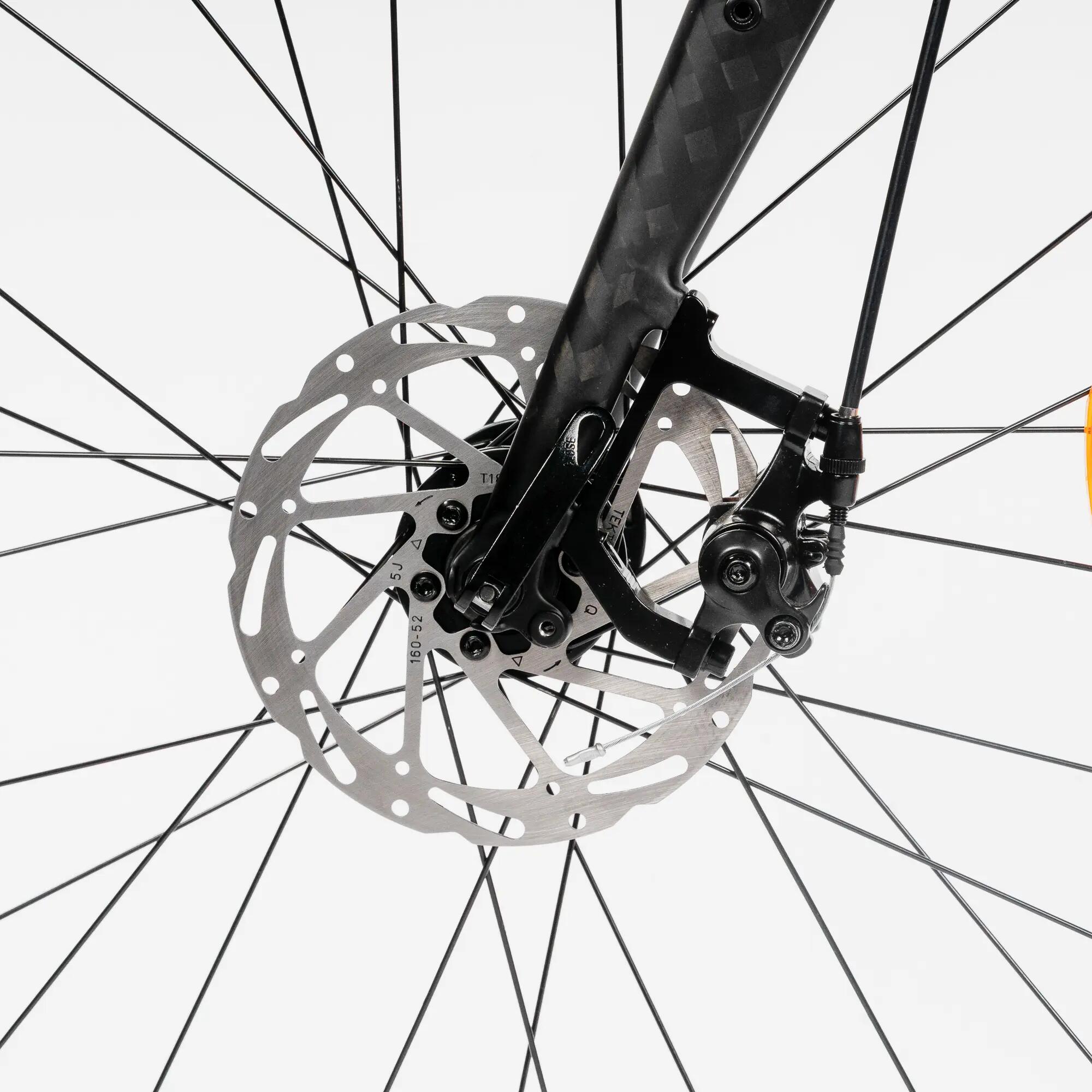 VAN RYSEL RC120 Endurance Road Bike - Shimano Claris, Disc Brakes, Carbon Blade Fork, 2x8 Speed -  5