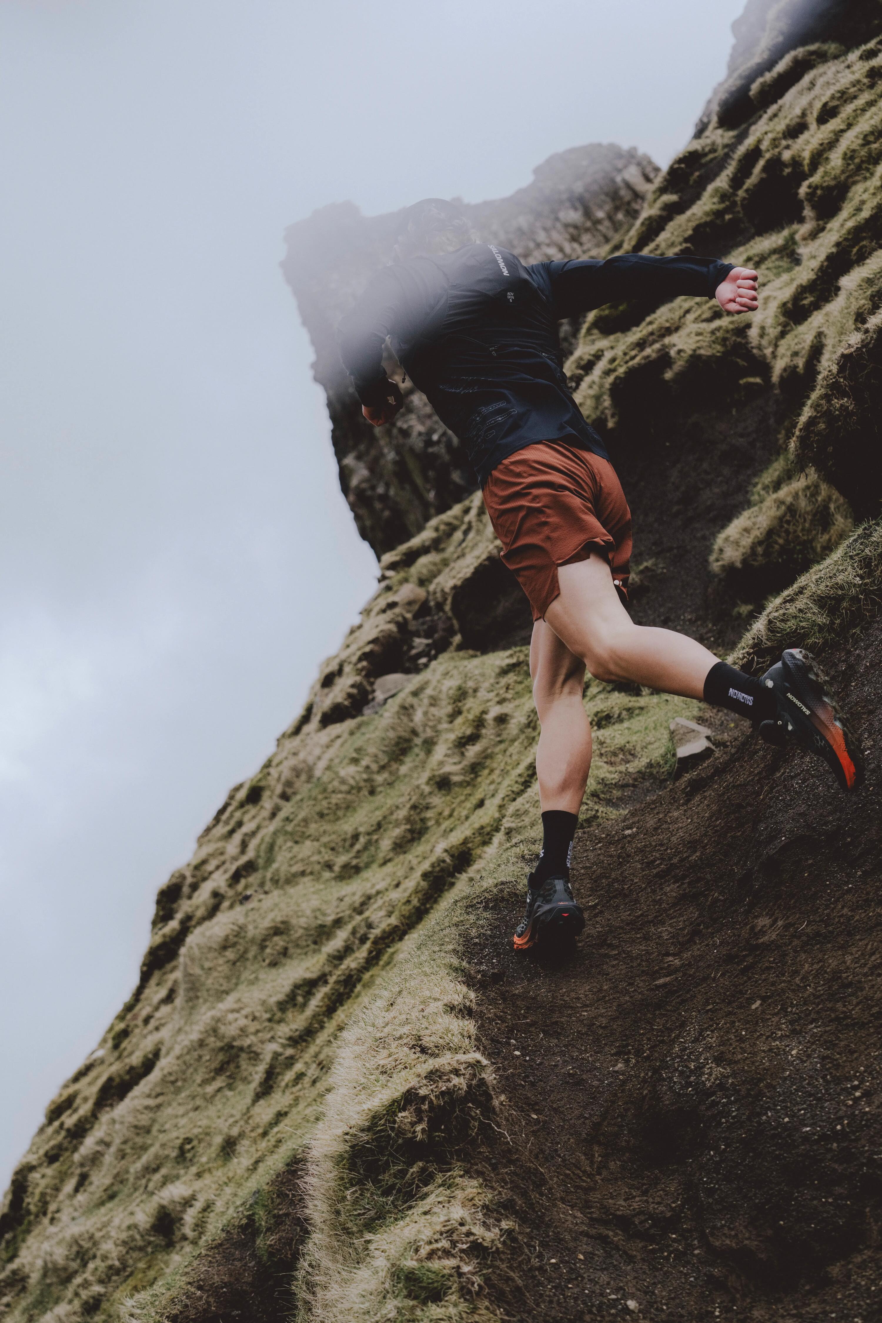 Trailrunning-Schuhe für Herren, Salomon Ultra Glide 4 Schwarz Grau Orange 5/10