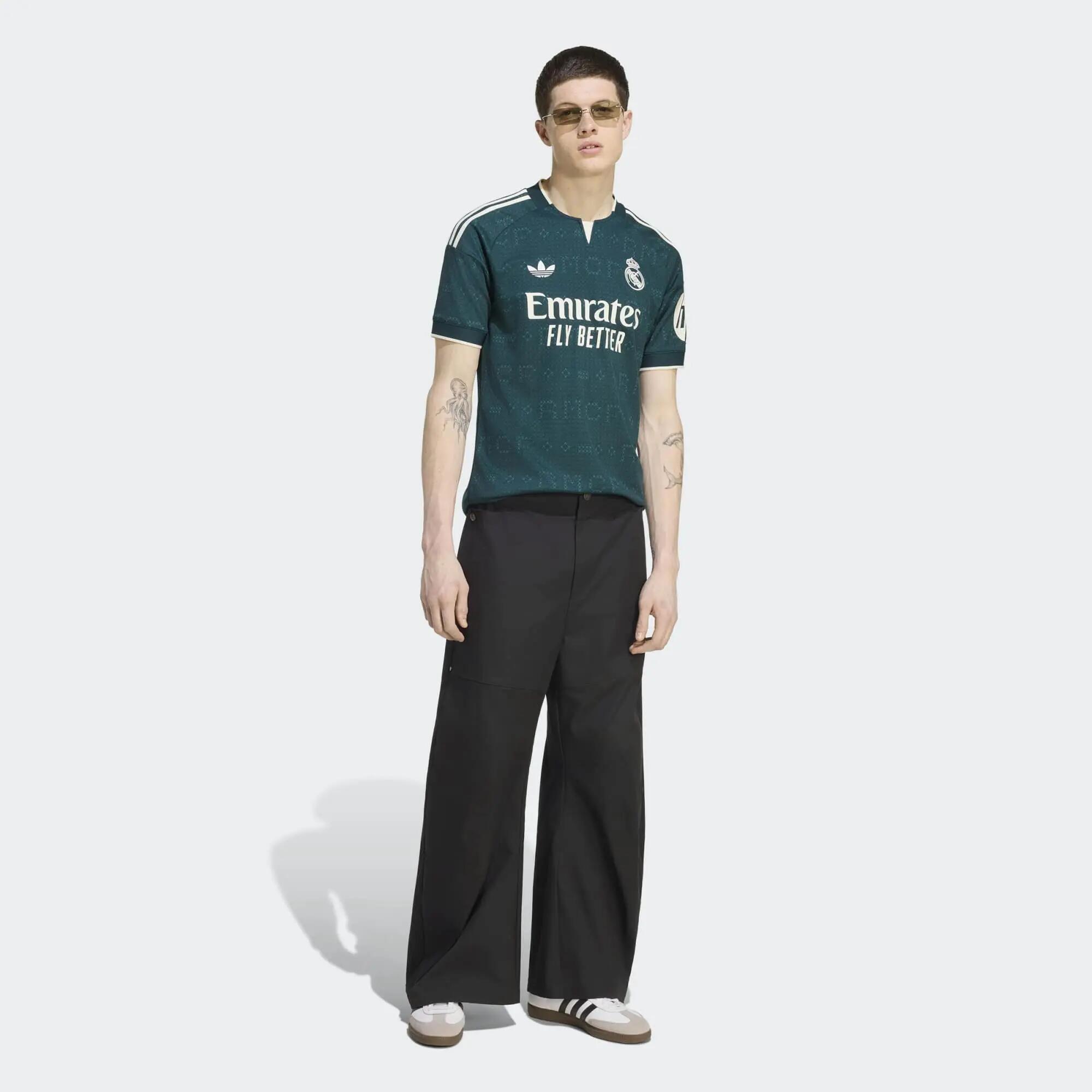 Dres Real Madrid na venkovní zápasy 26/27 pro dospělé 3/7