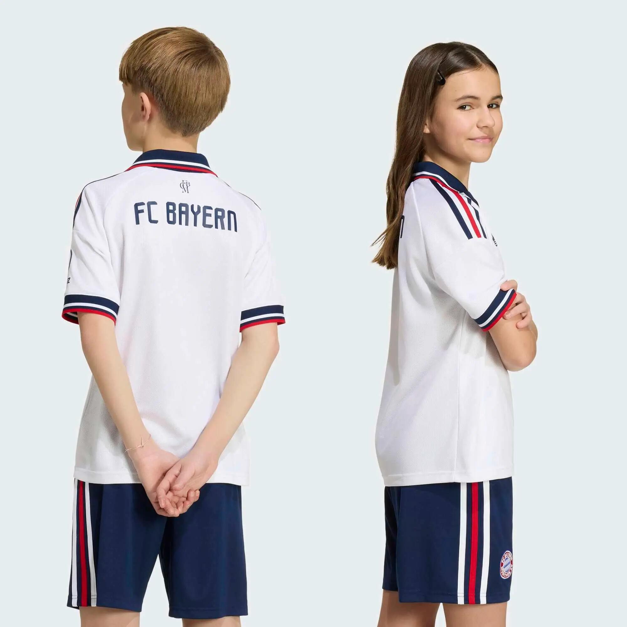 Dětský dres Bayern Mnichov na venkovní zápasy 26/27 4/8
