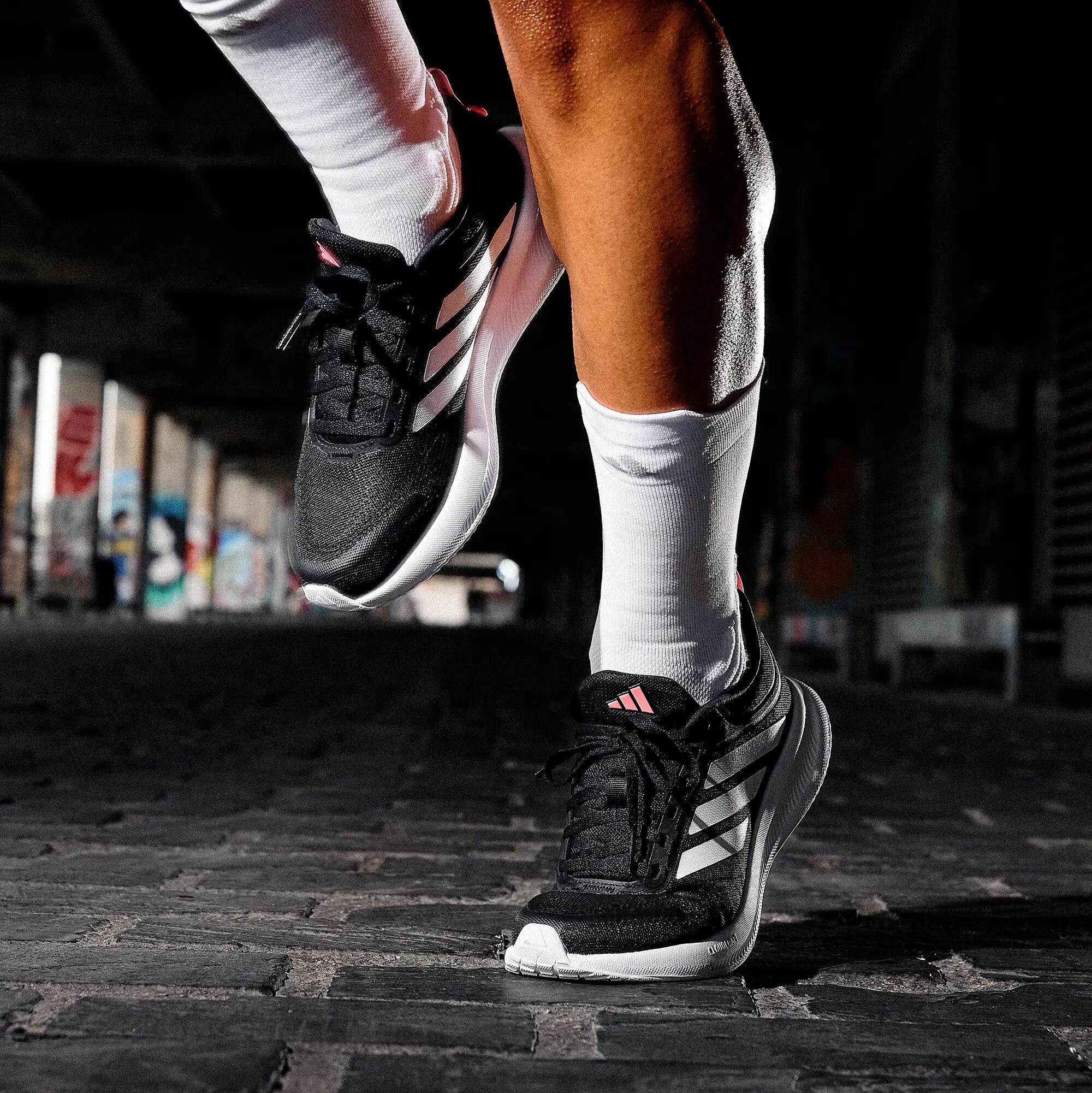 Hardloopschoenen voor dames Runblaze zwart/wit 11/13