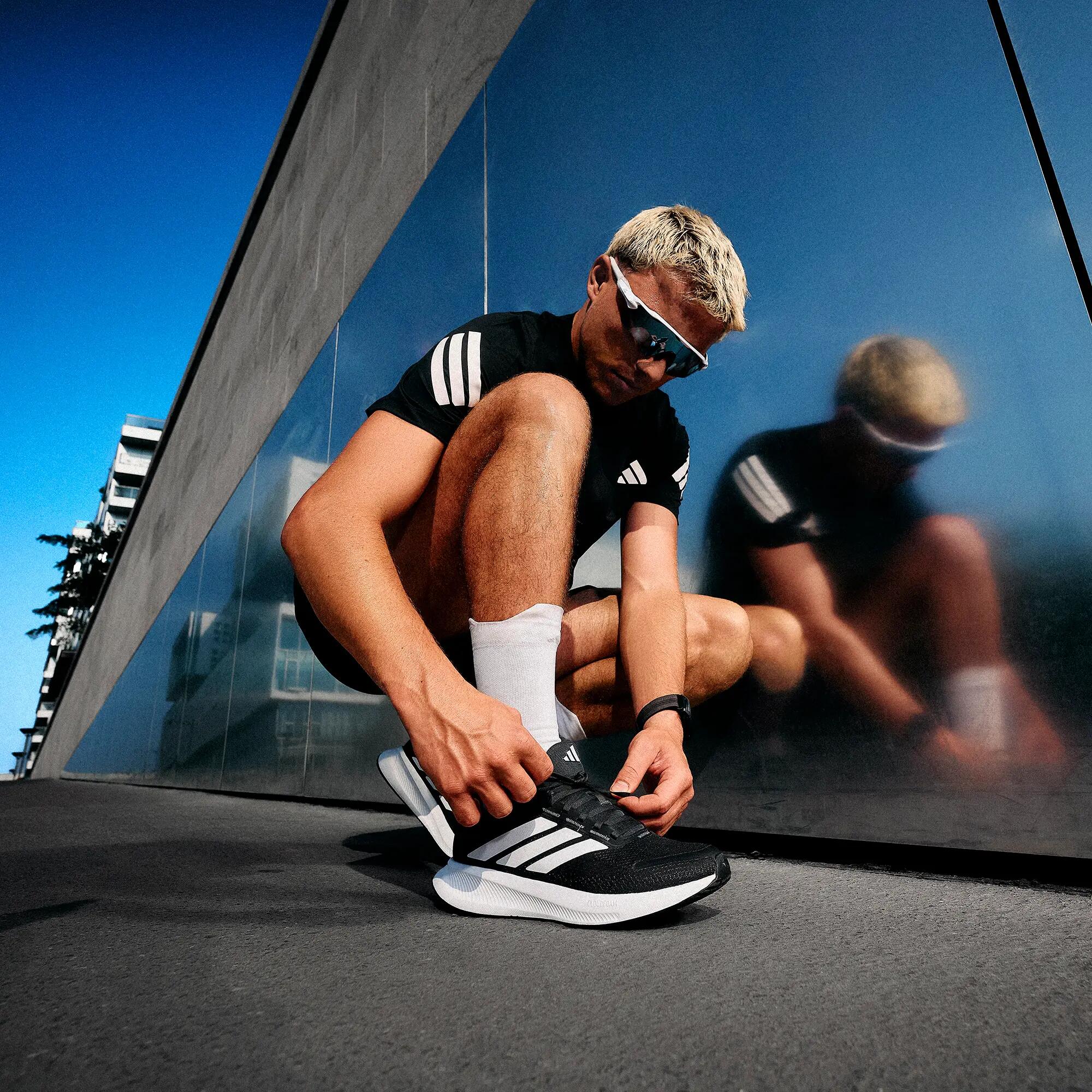 ADIDAS RUNBLAZE MEN's RUNNING SHOES - BLACK 12/14