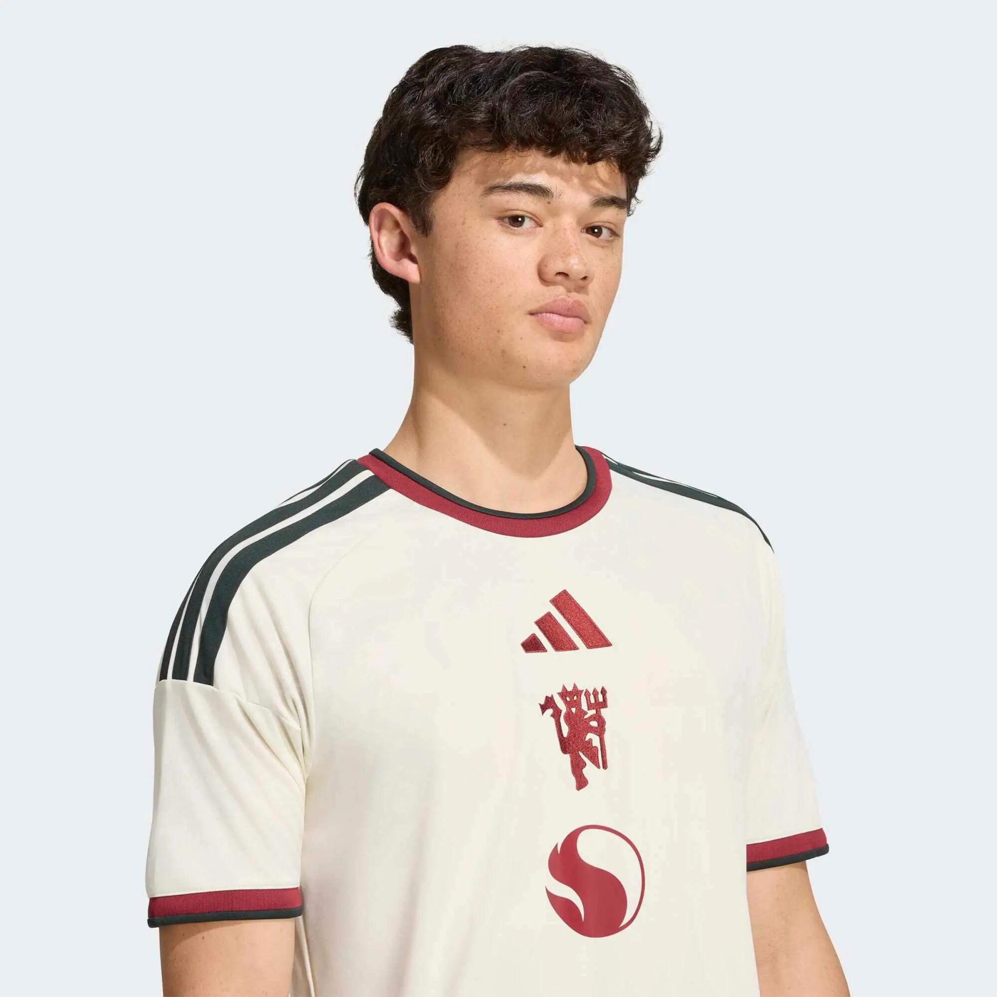 Camisola Terceira de Futebol Réplica Adulto Manchester United 26/27 3/7