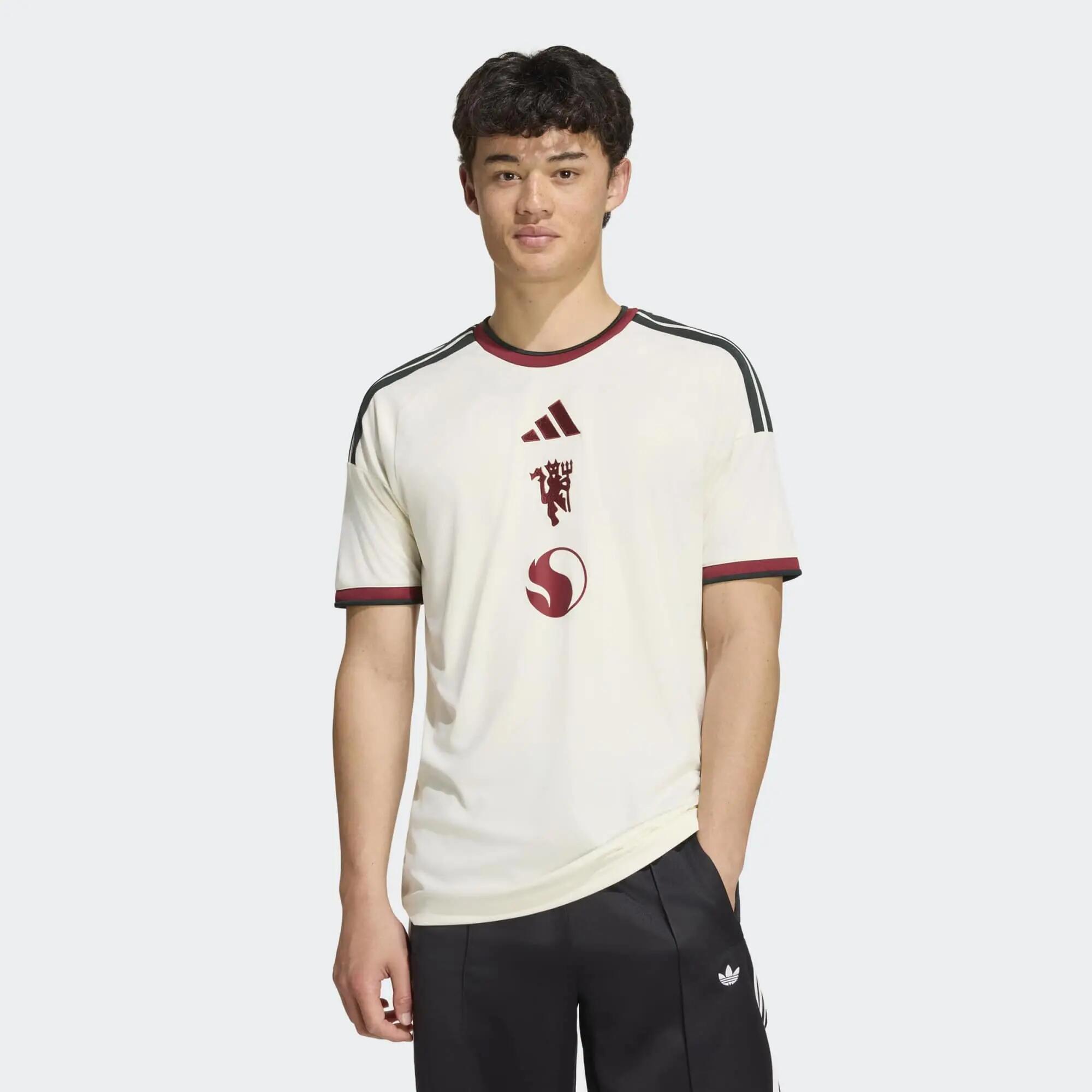 Camisola Terceira de Futebol Réplica Adulto Manchester United 26/27 4/7