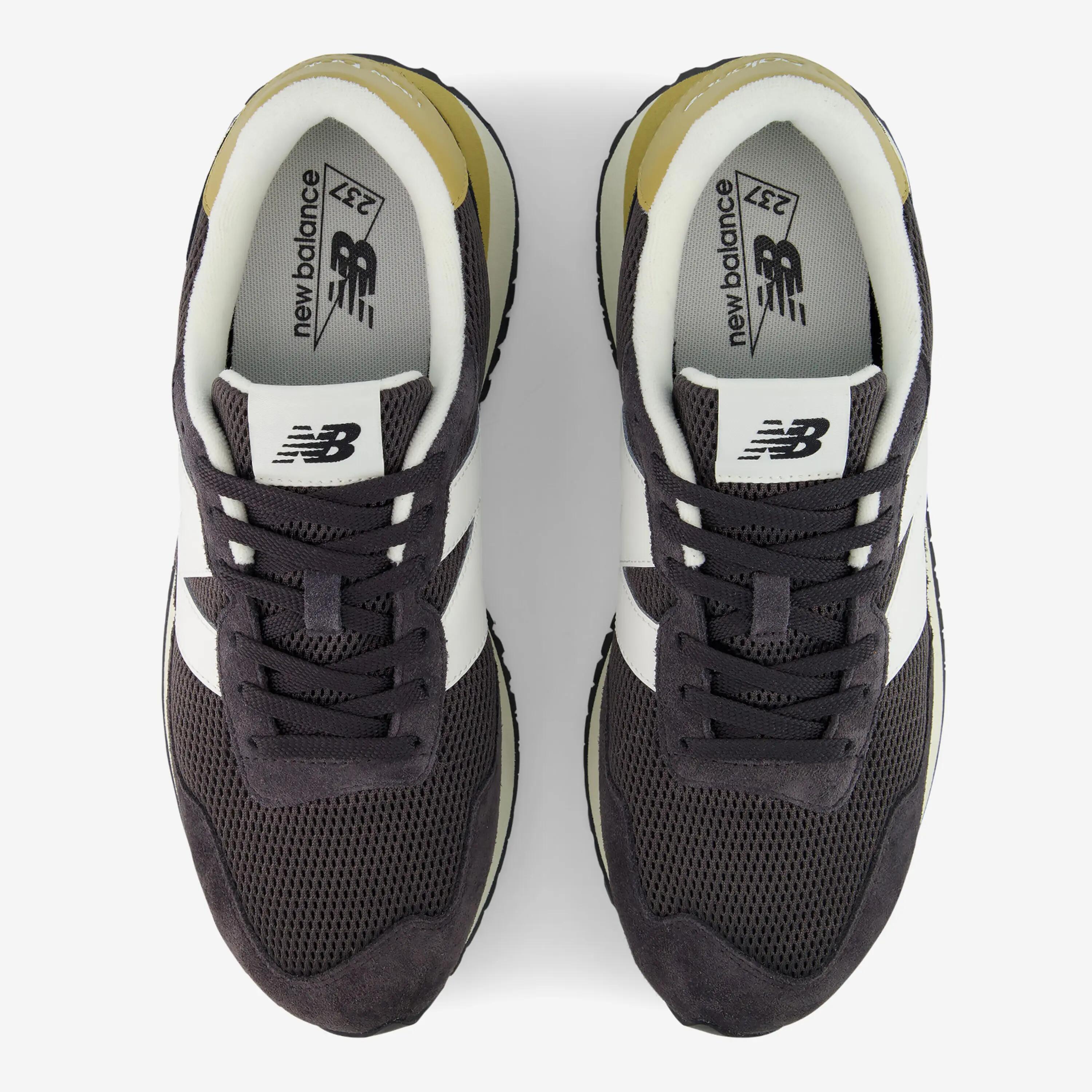 Sneakers uomo New Balance 237 nero-giallo 4/5