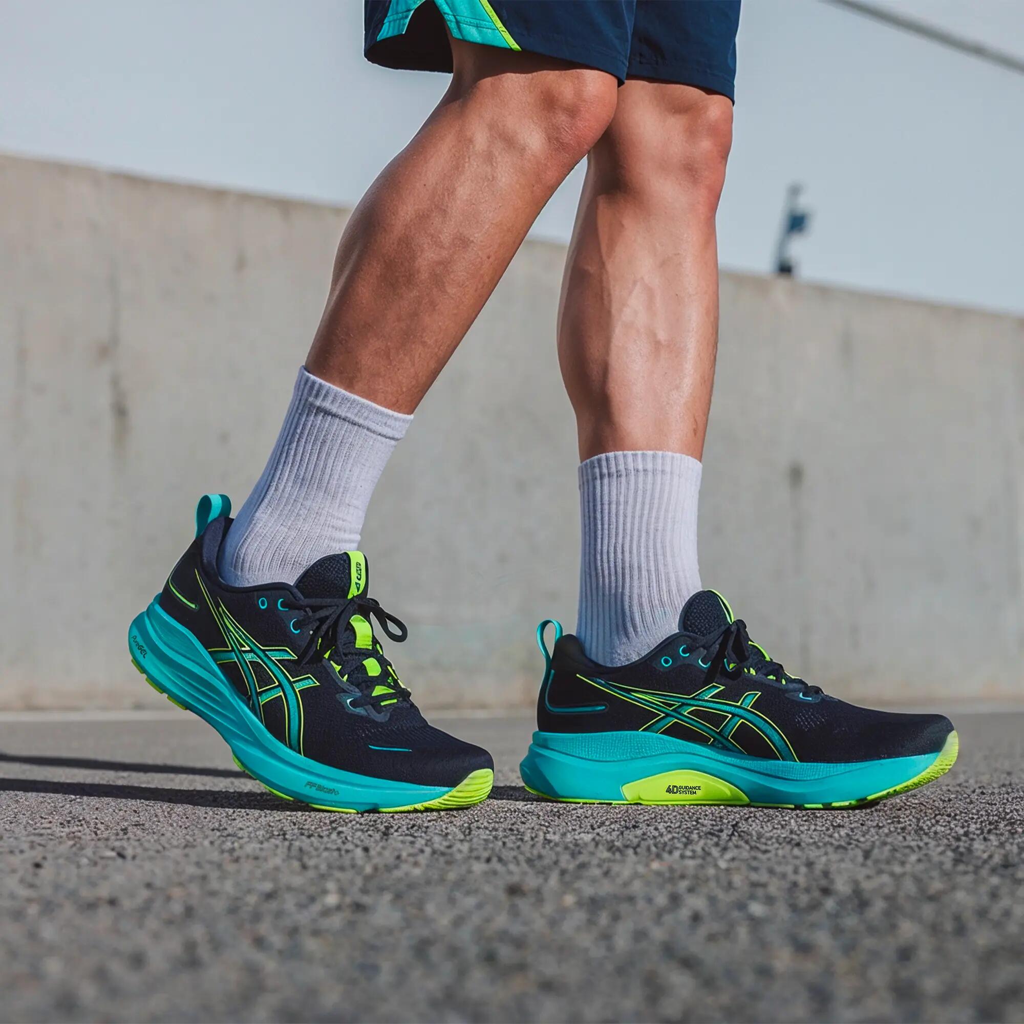 Chaussures de running route homme Asics Gel Superion 9 9/10