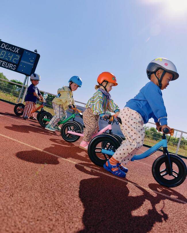 enfants-sur-draisienne-course