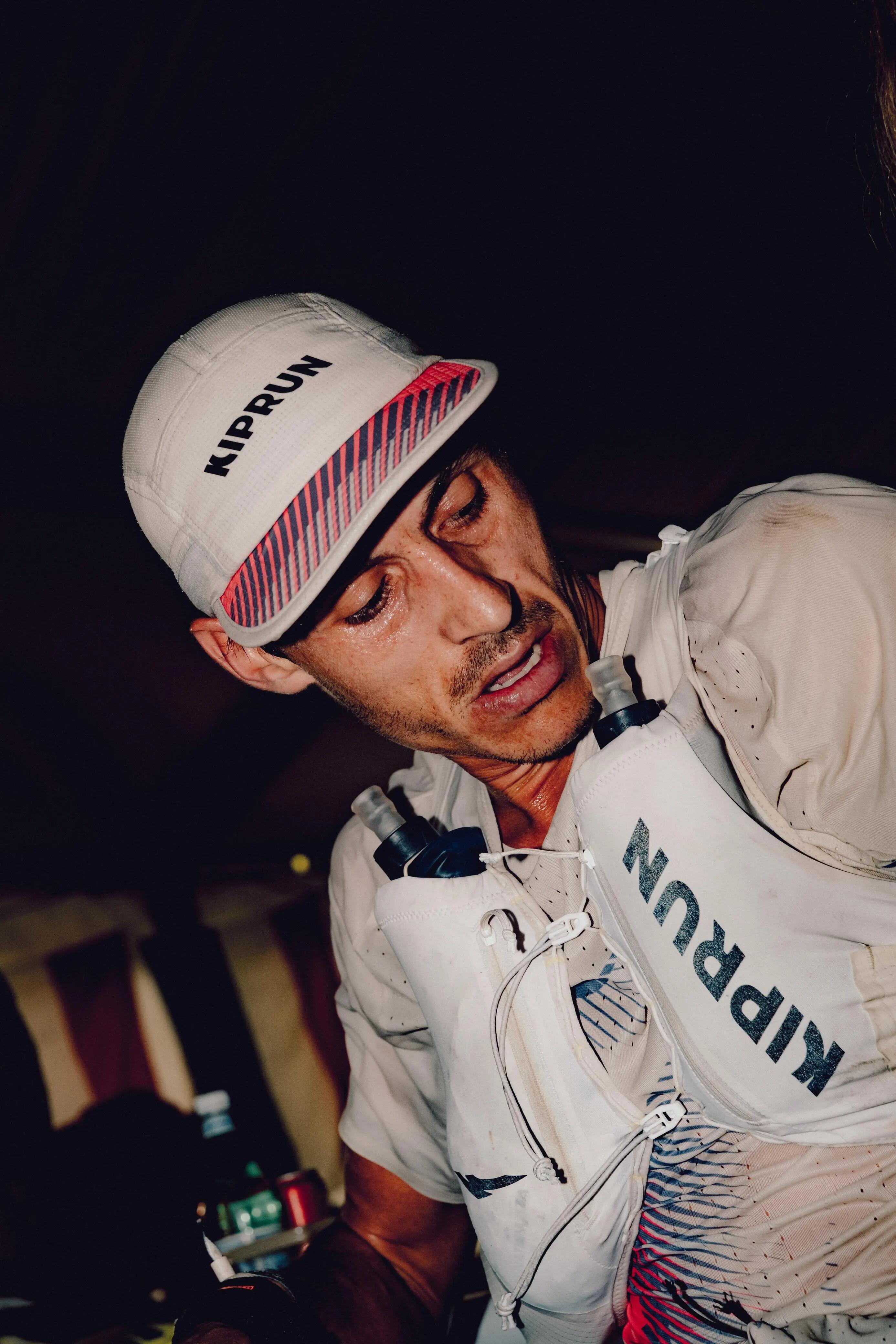 Men's and women's performance running cap, Kiprun Proteam - Beige pink 3/13