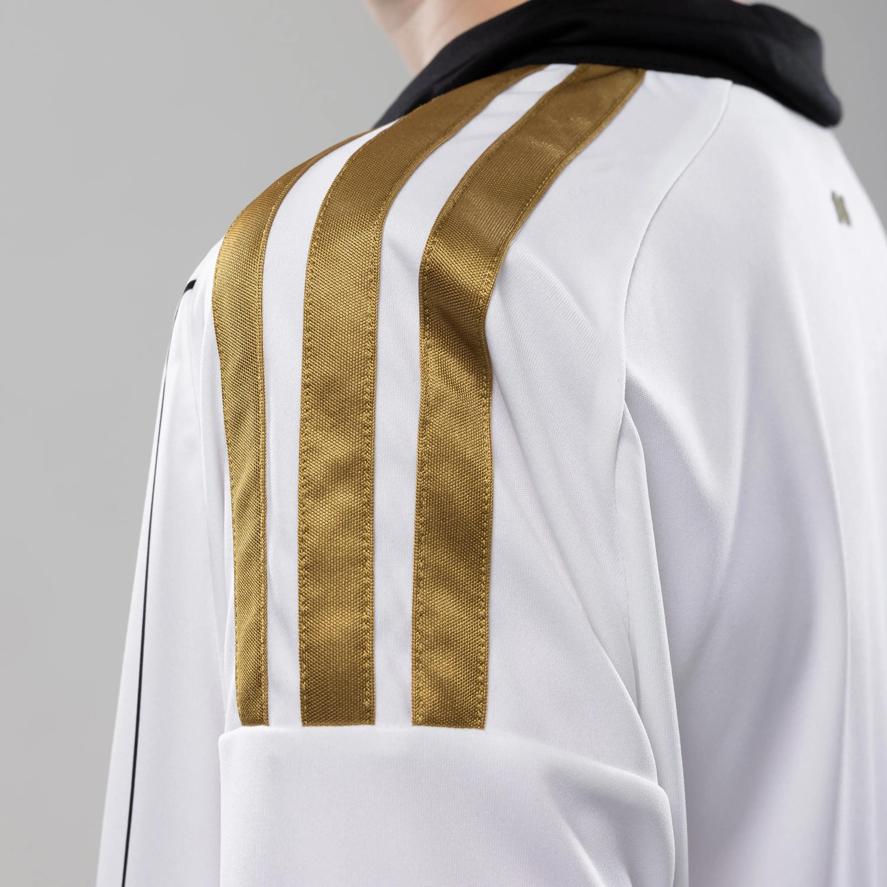 Dziecięca koszulka adidas domowa 2026/27 – KA6408 6/7